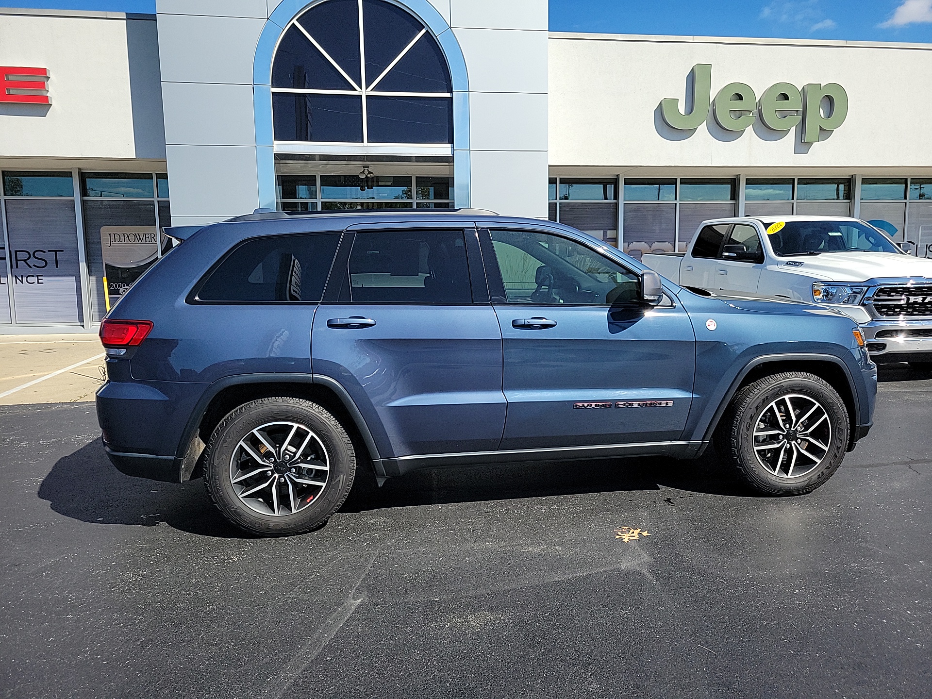 2021 Jeep Grand Cherokee Trailhawk 9