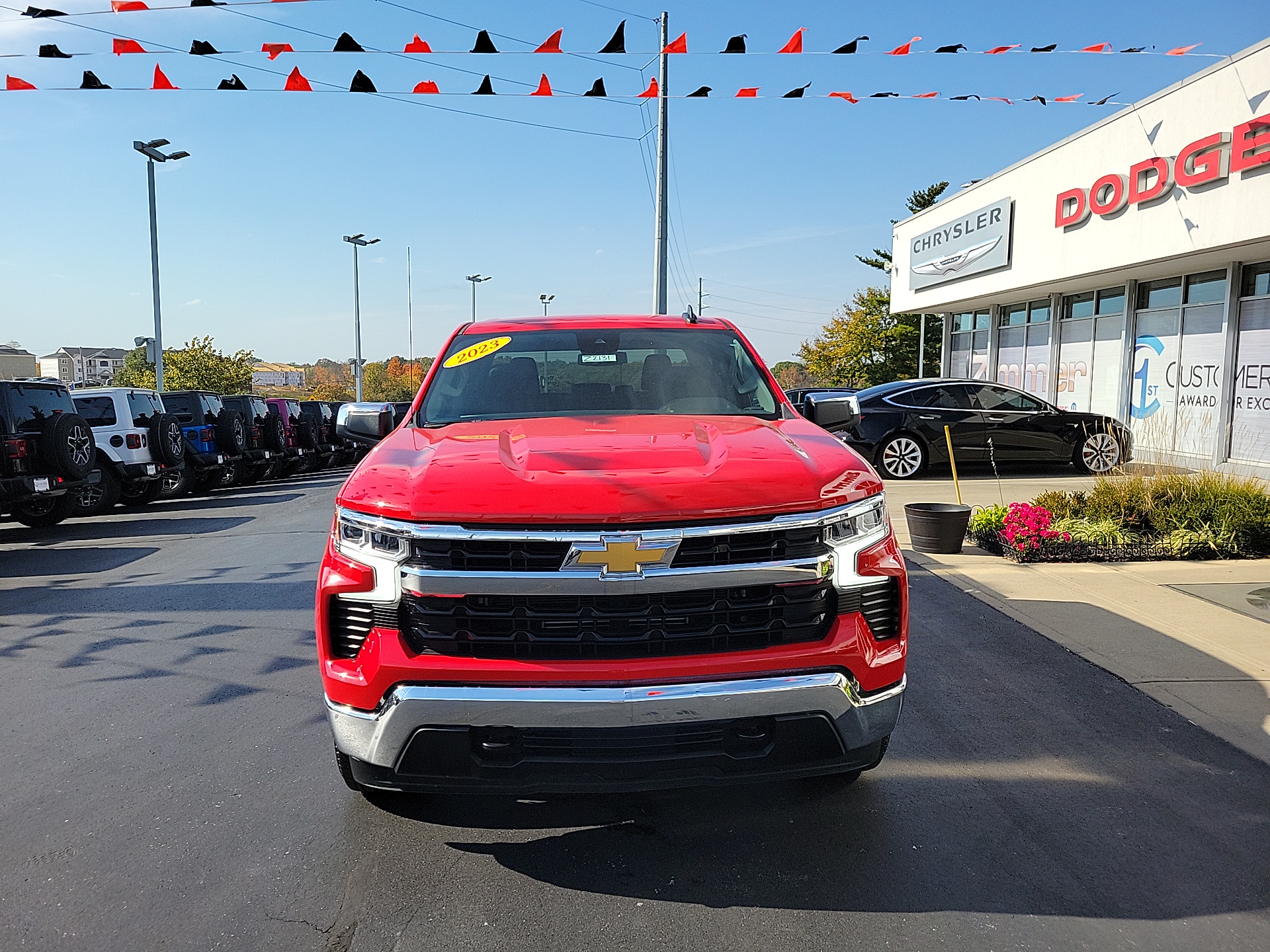 2023 Chevrolet Silverado 1500 LT 2