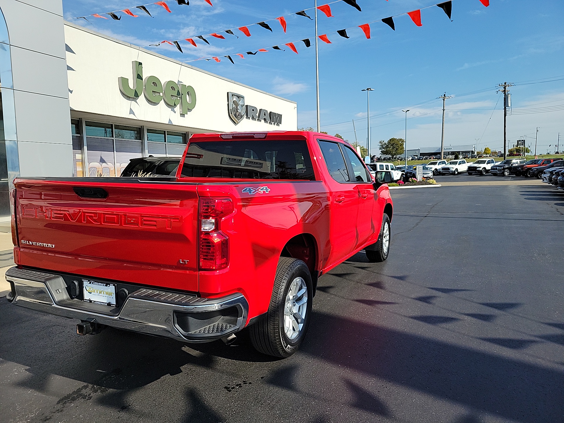 2023 Chevrolet Silverado 1500 LT 8