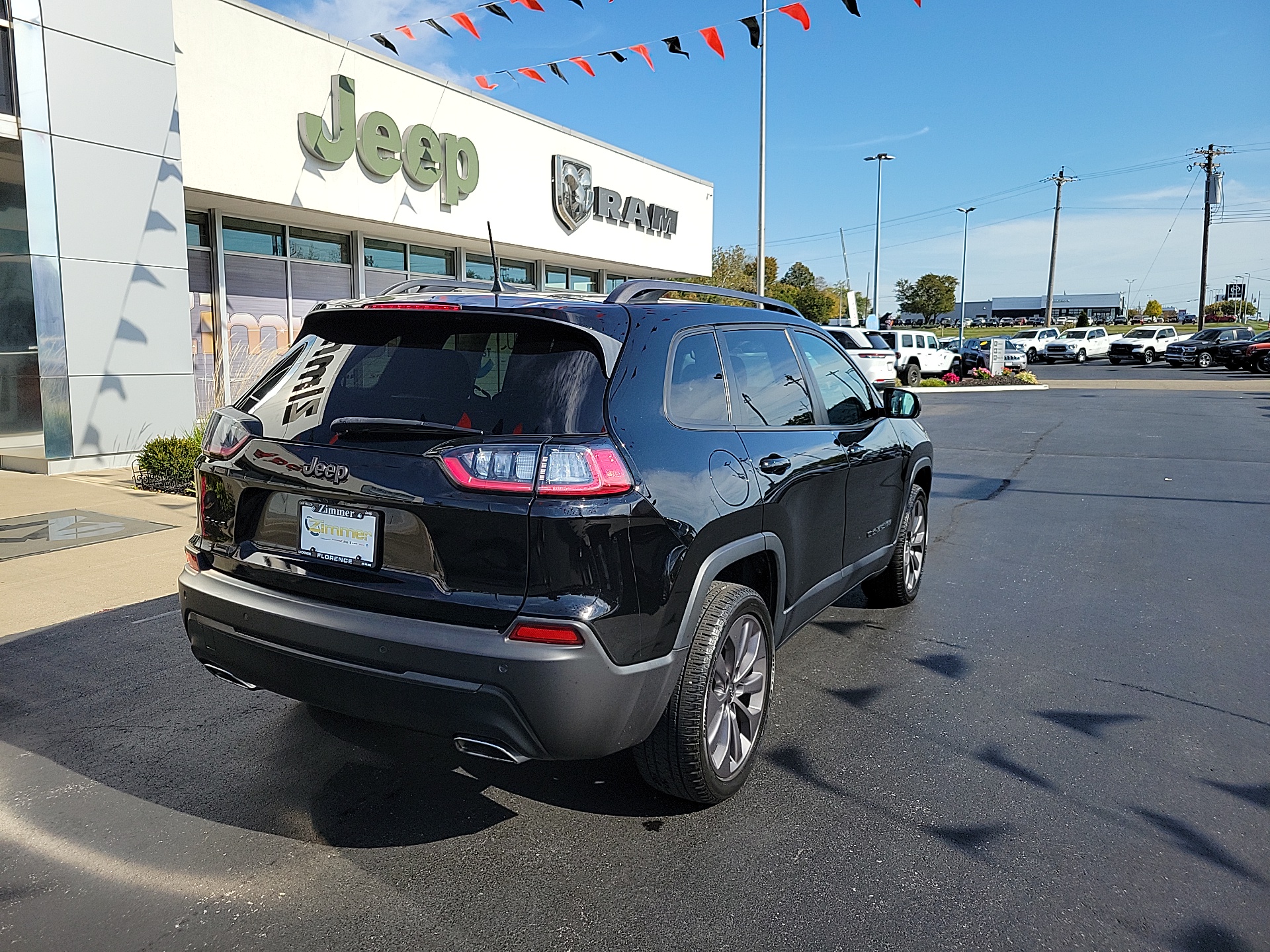 2021 Jeep Cherokee Latitude Lux 8