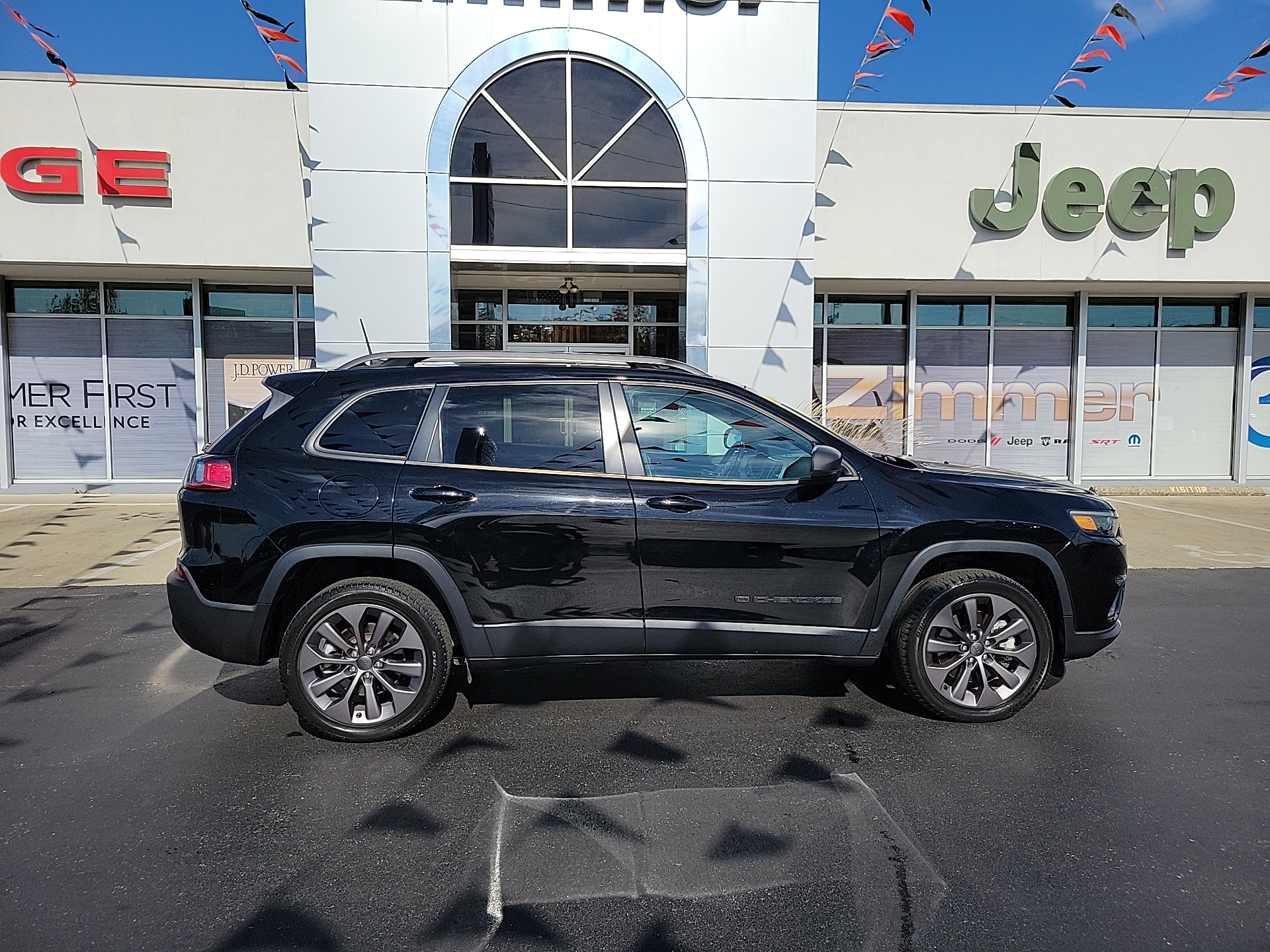 2021 Jeep Cherokee Latitude Lux 9