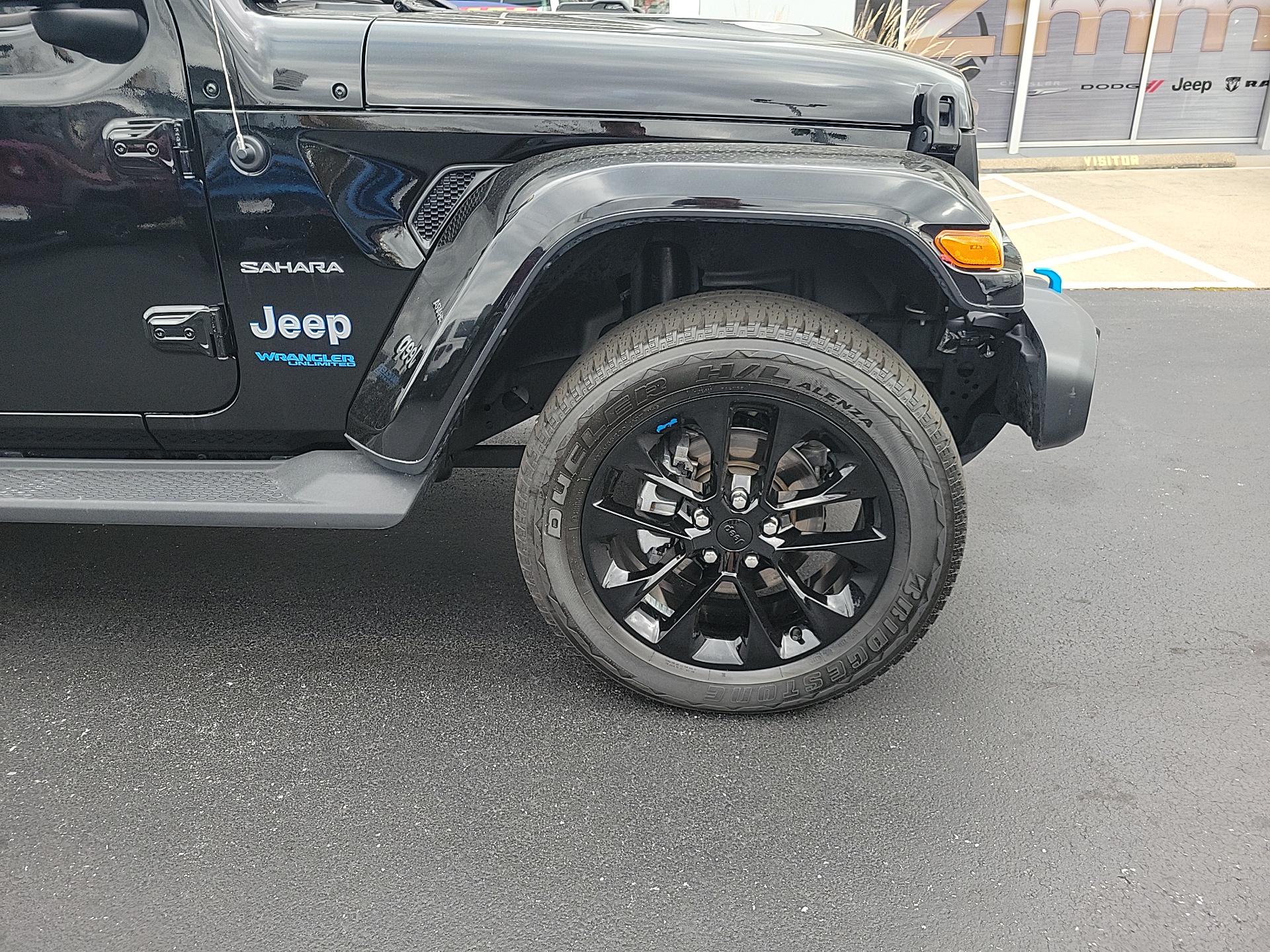 2022 Jeep Wrangler Unlimited Sahara 4xe 10