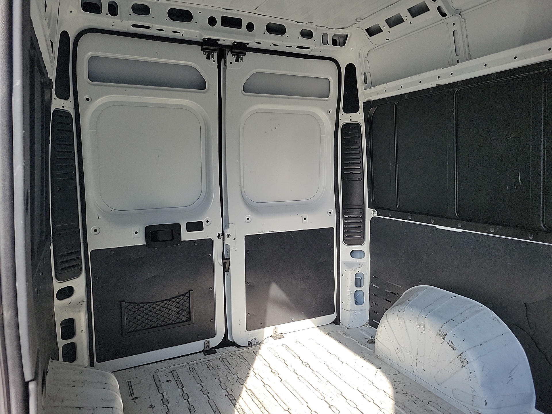 2021 Ram ProMaster 1500 High Roof  17