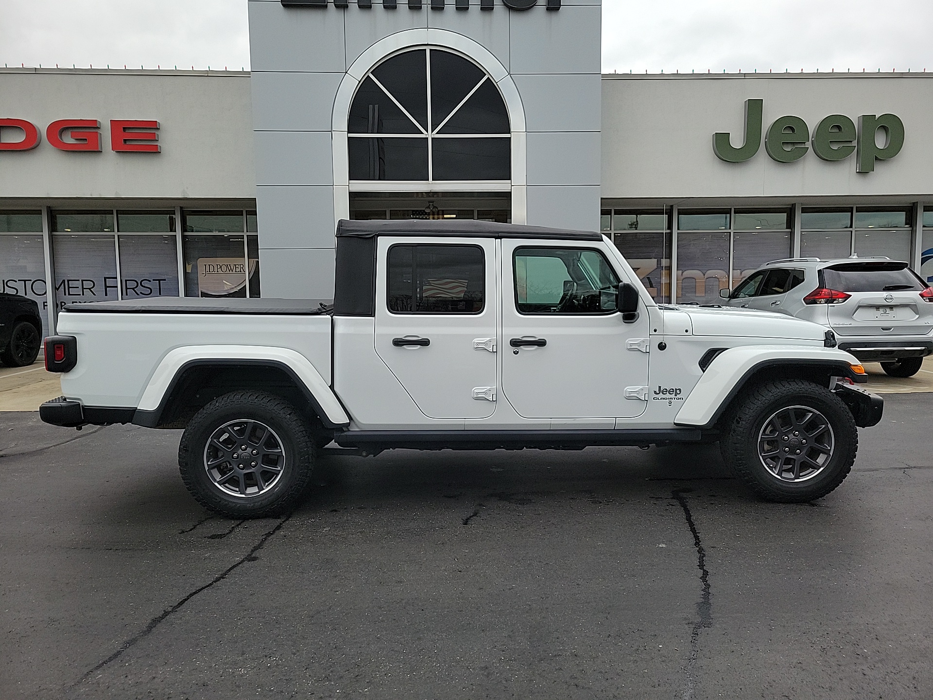 2021 Jeep Gladiator Overland 9