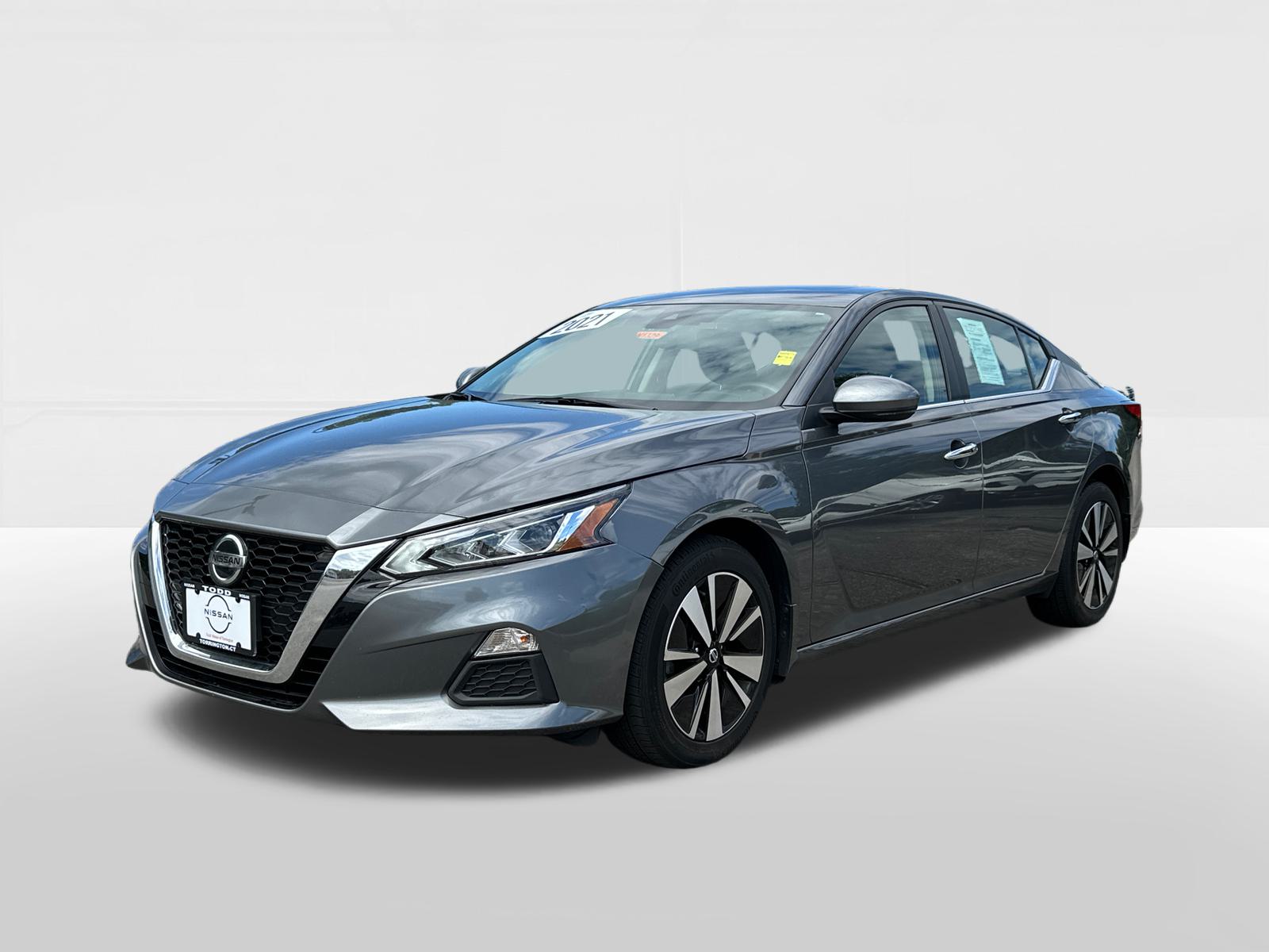 2021 Nissan Altima 2.5 SV 1