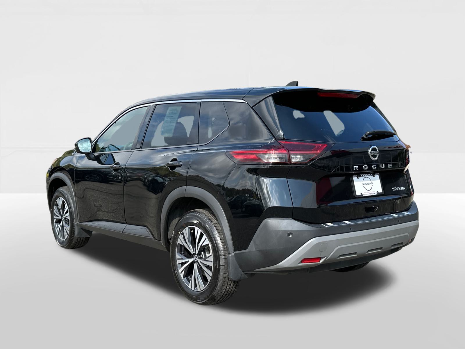 2021 Nissan Rogue SV 2