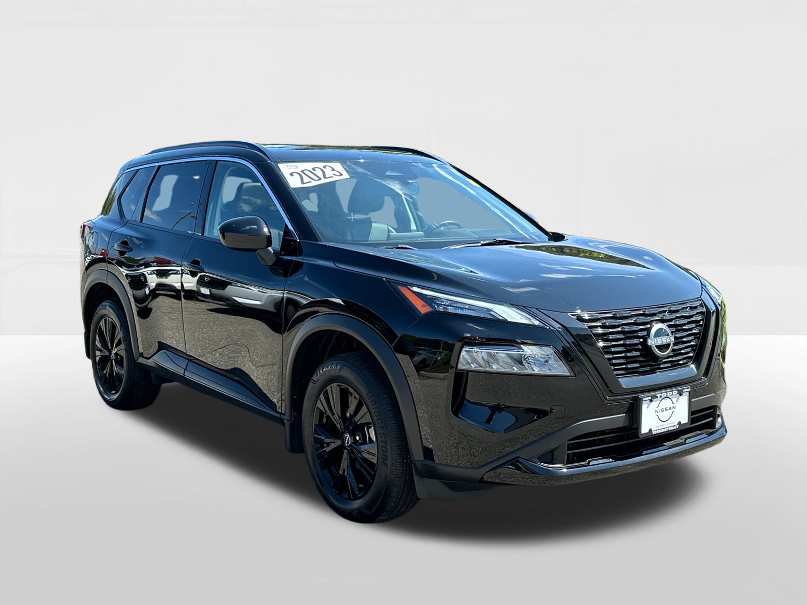 2023 Nissan Rogue SV 2