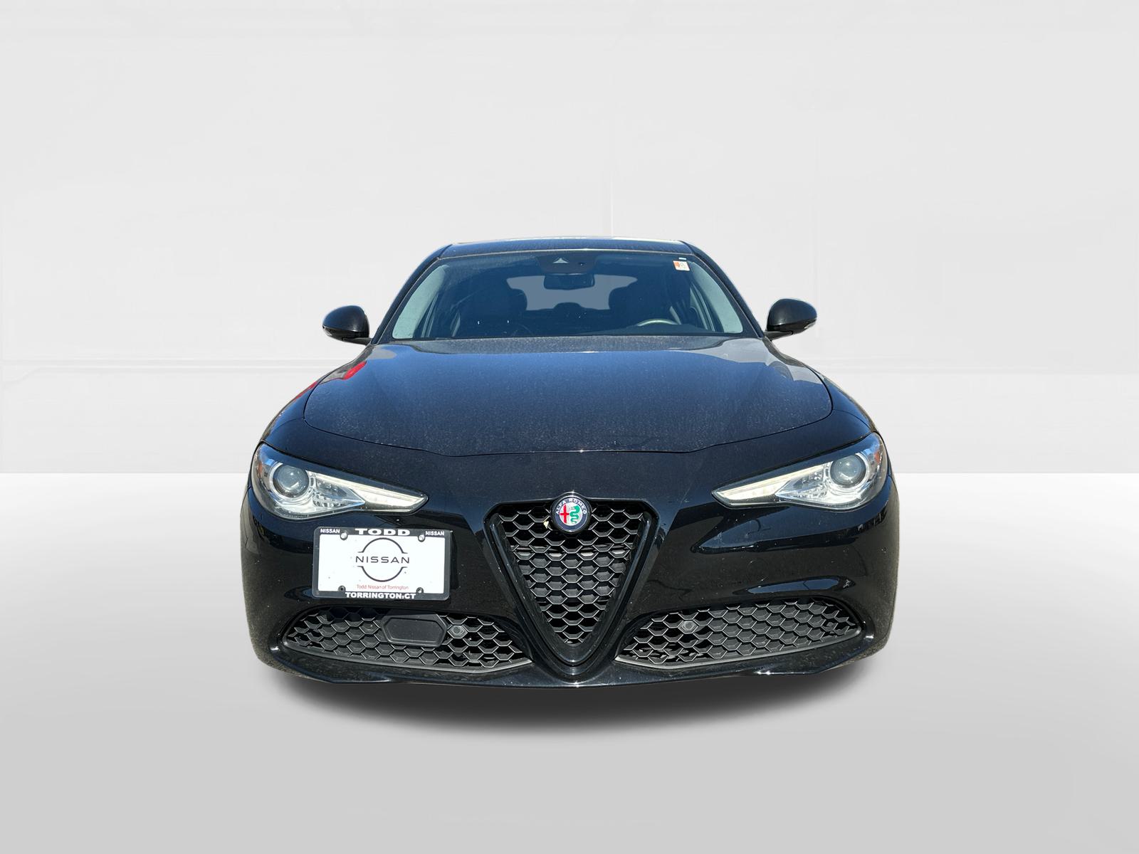 2017 Alfa Romeo Giulia AWD 6