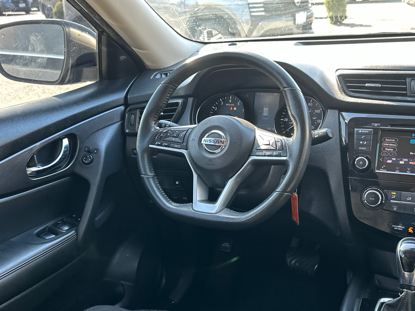 2019 Nissan Rogue S 21