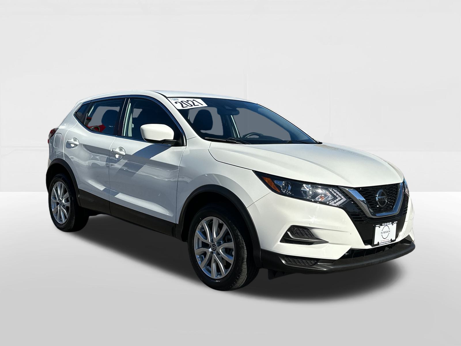 2021 Nissan Rogue Sport S 5