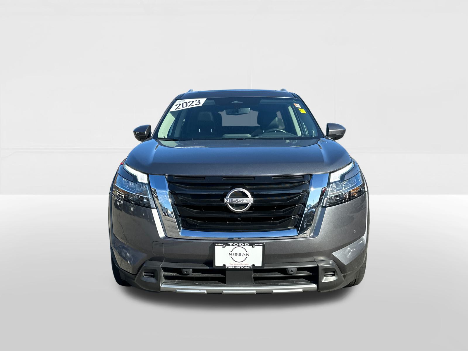 2023 Nissan Pathfinder SL 6