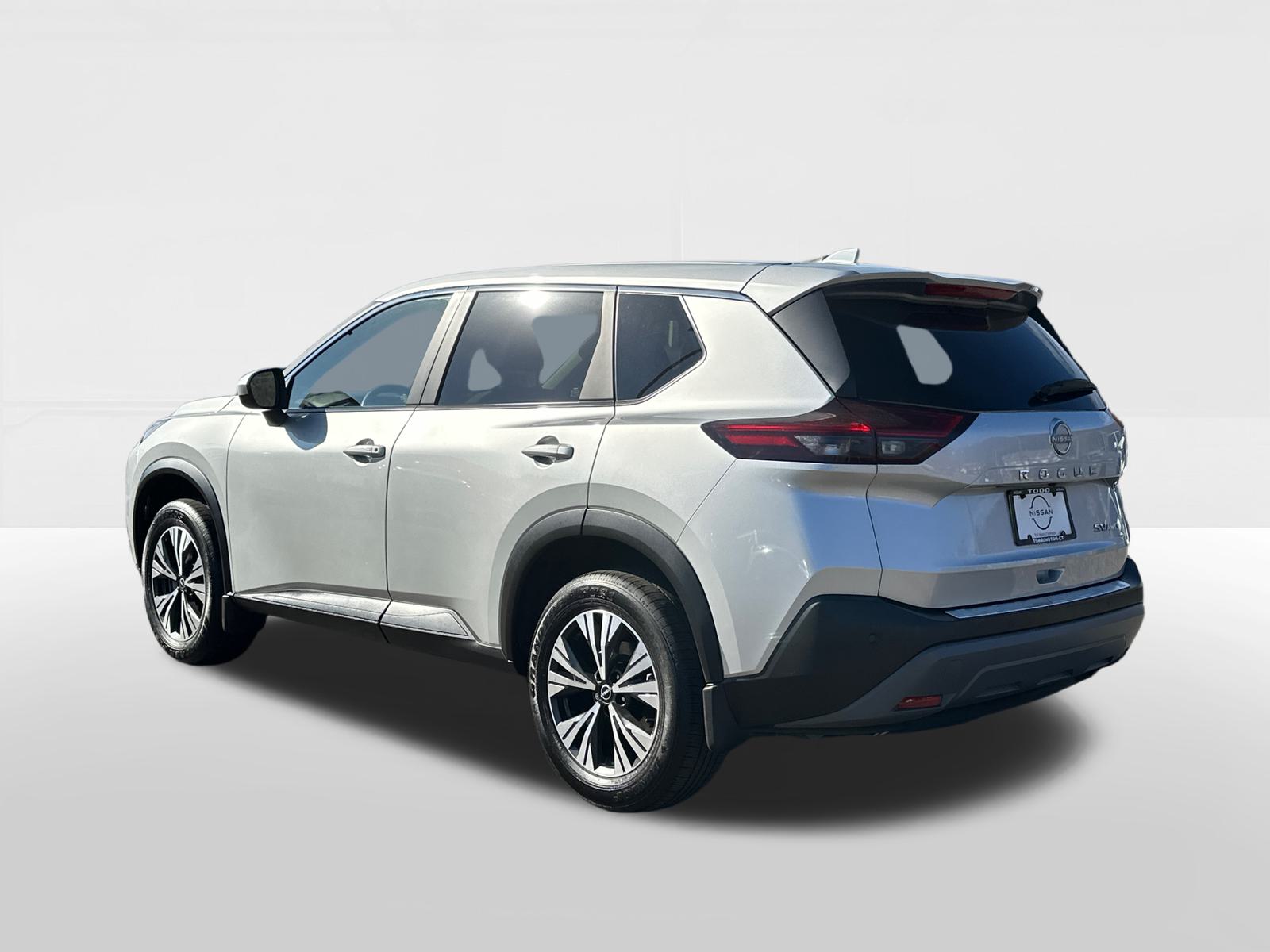 2023 Nissan Rogue SV 2