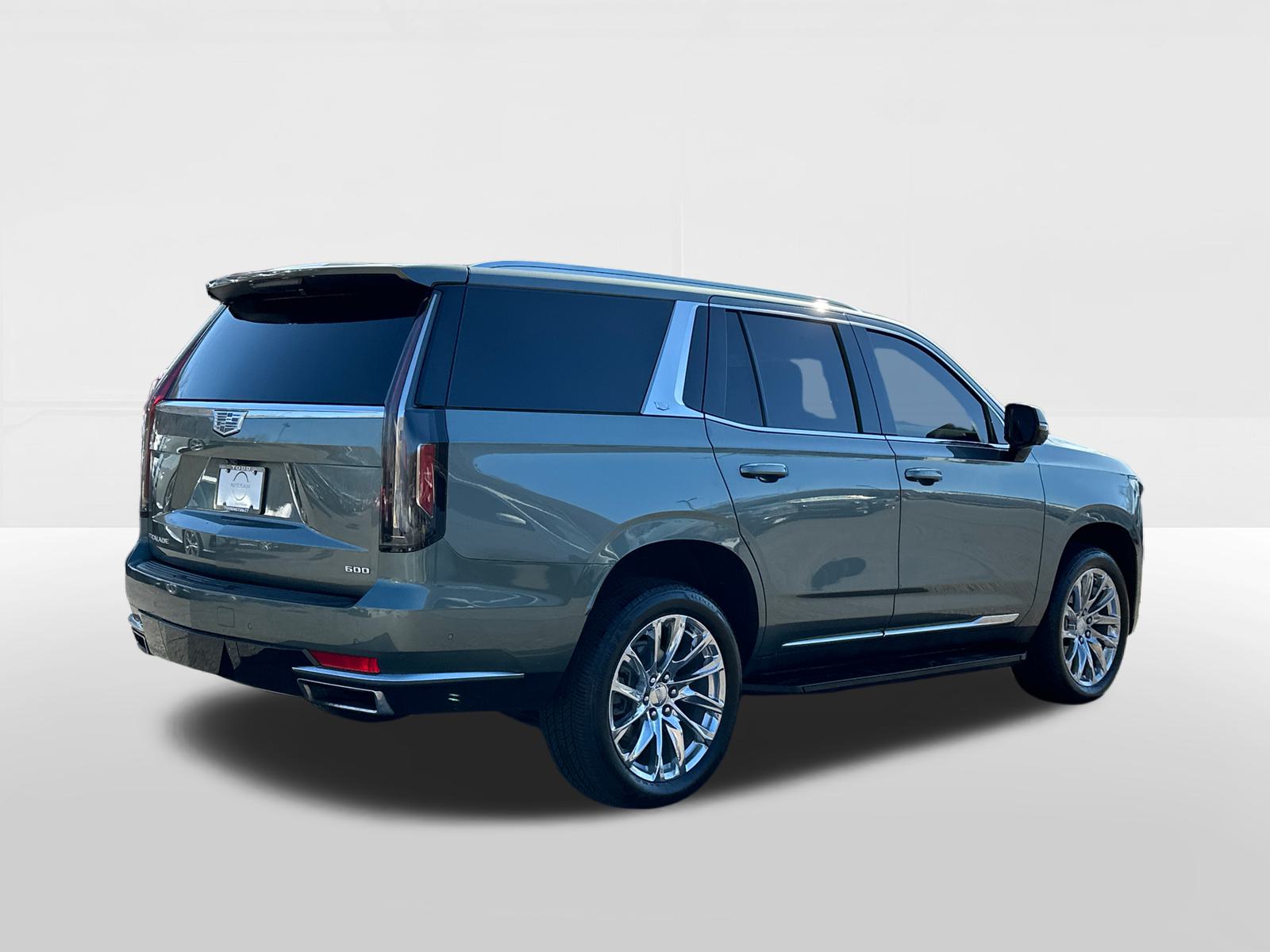 2023 Cadillac Escalade Premium Luxury 4