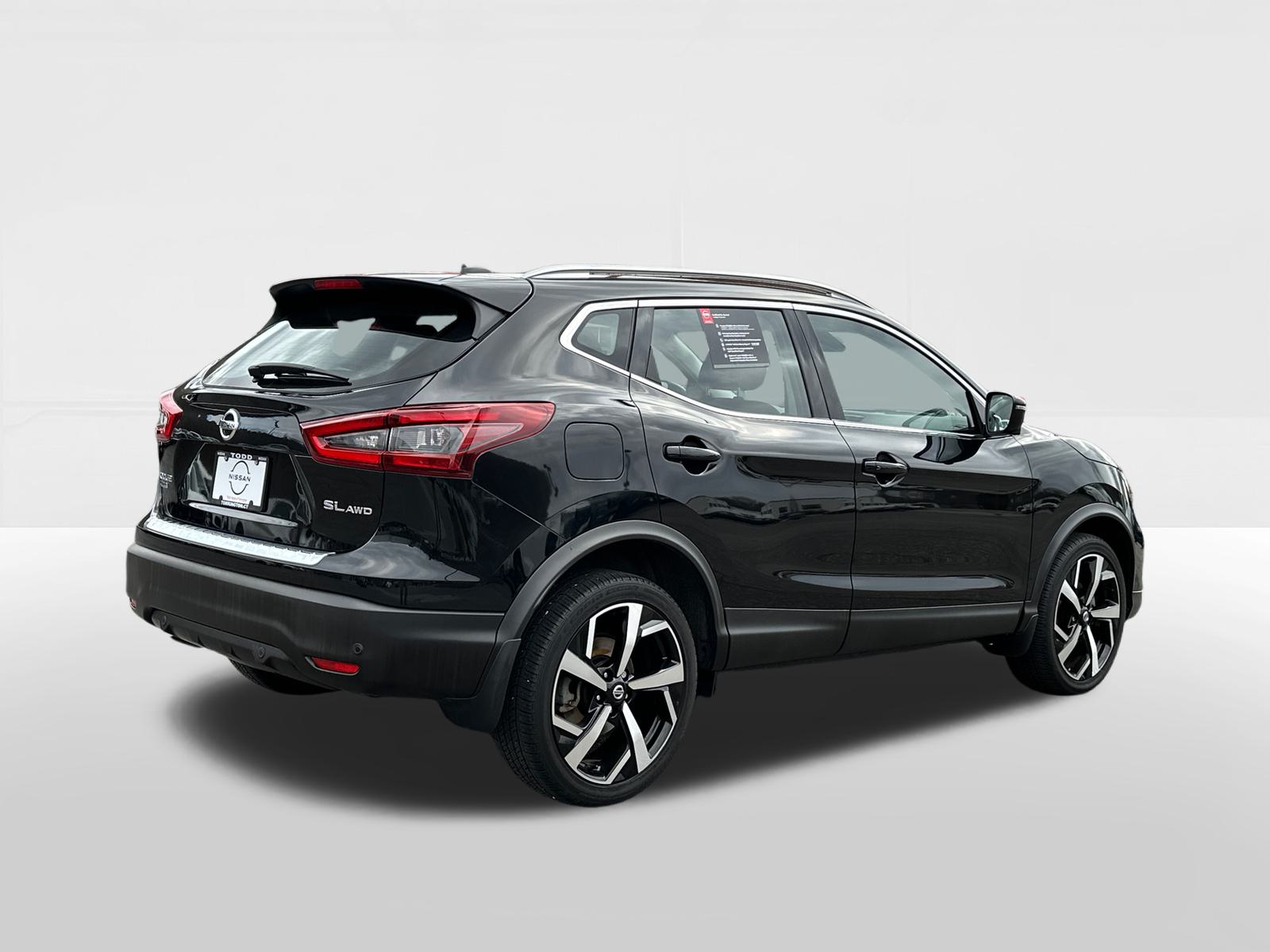 2020 Nissan Rogue Sport SL 4