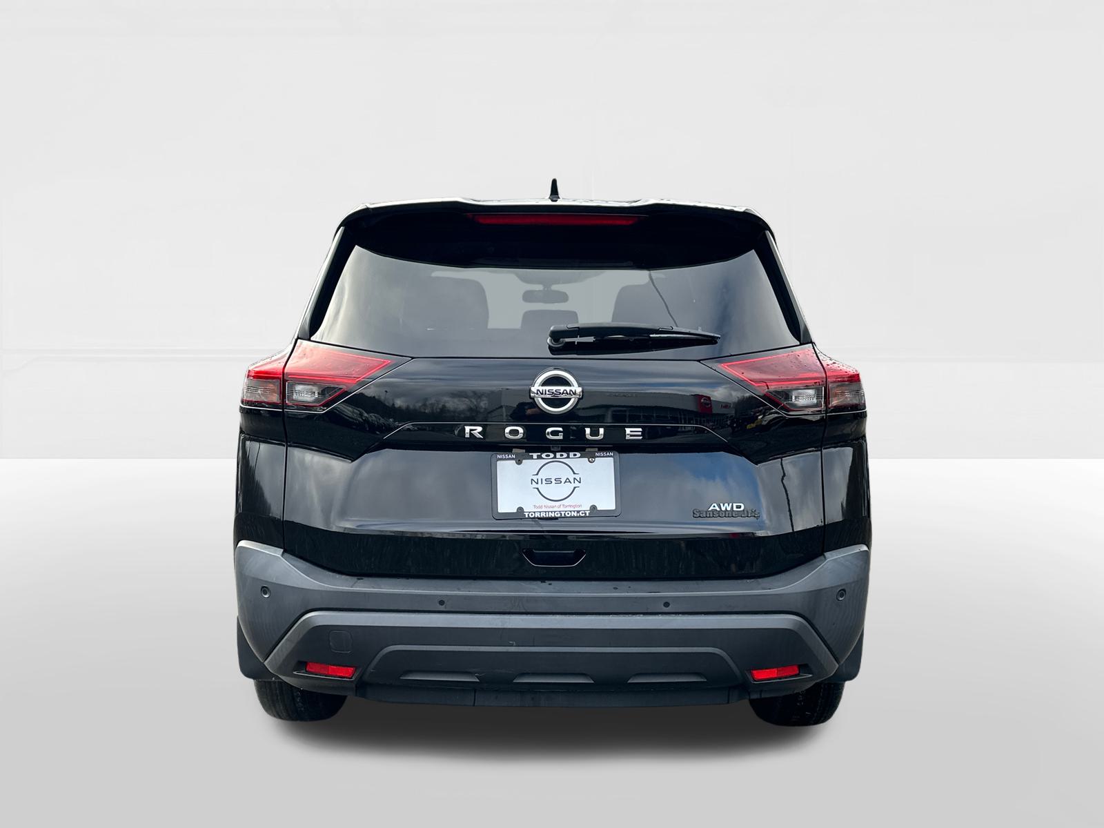 2021 Nissan Rogue S 3