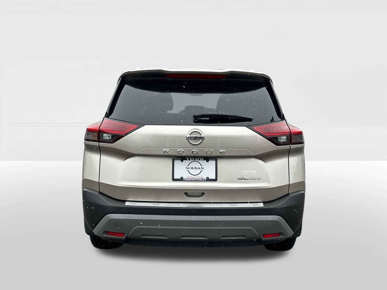 2021 Nissan Rogue SL 3