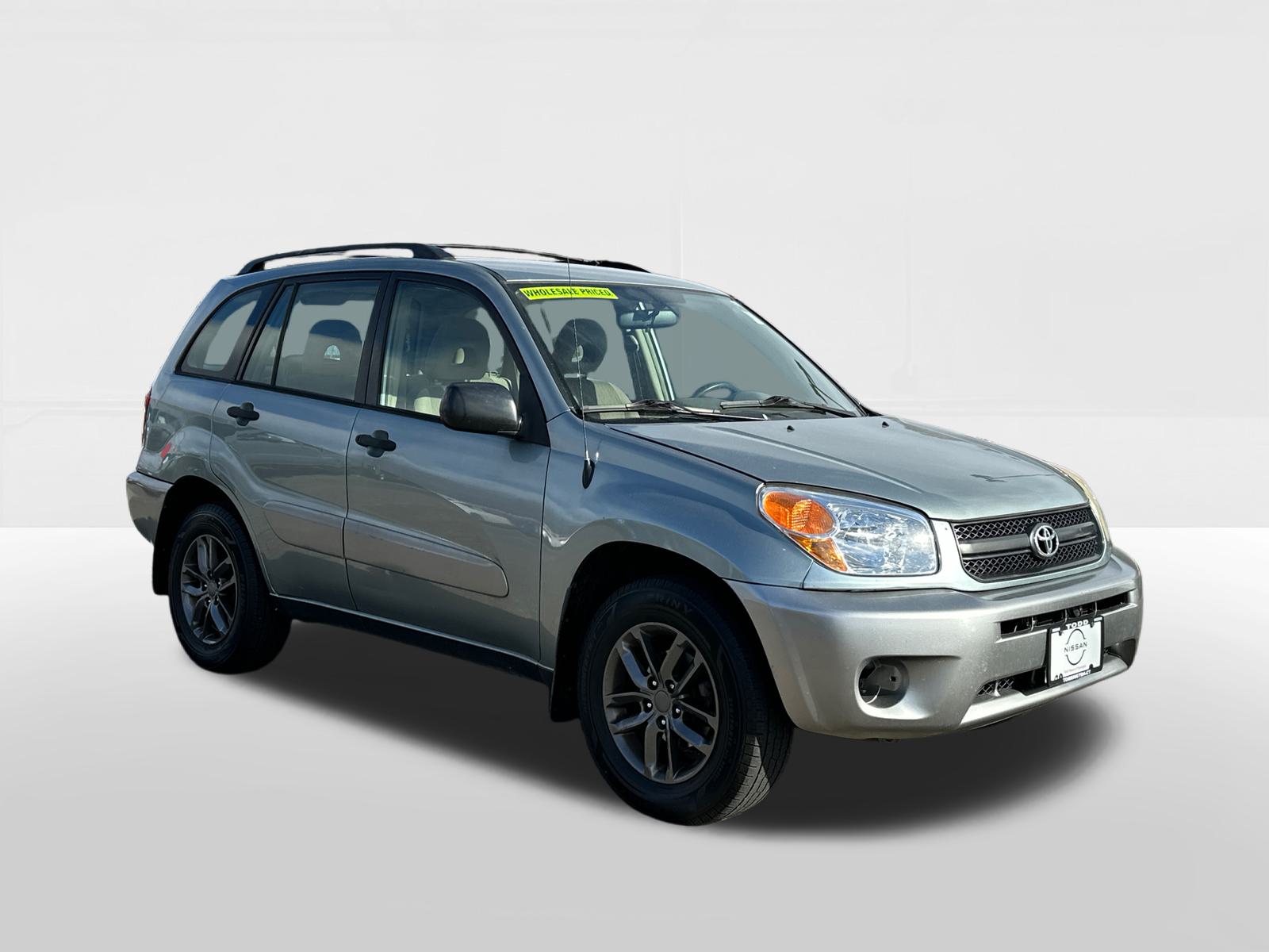 2005 Toyota RAV4 Base 5