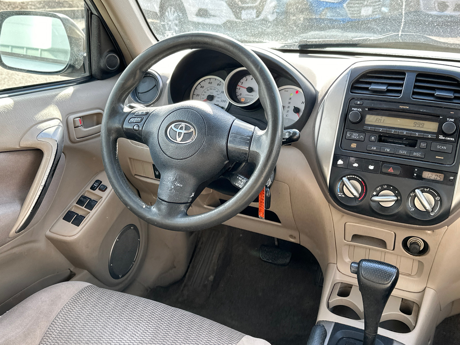 2005 Toyota RAV4 Base 20