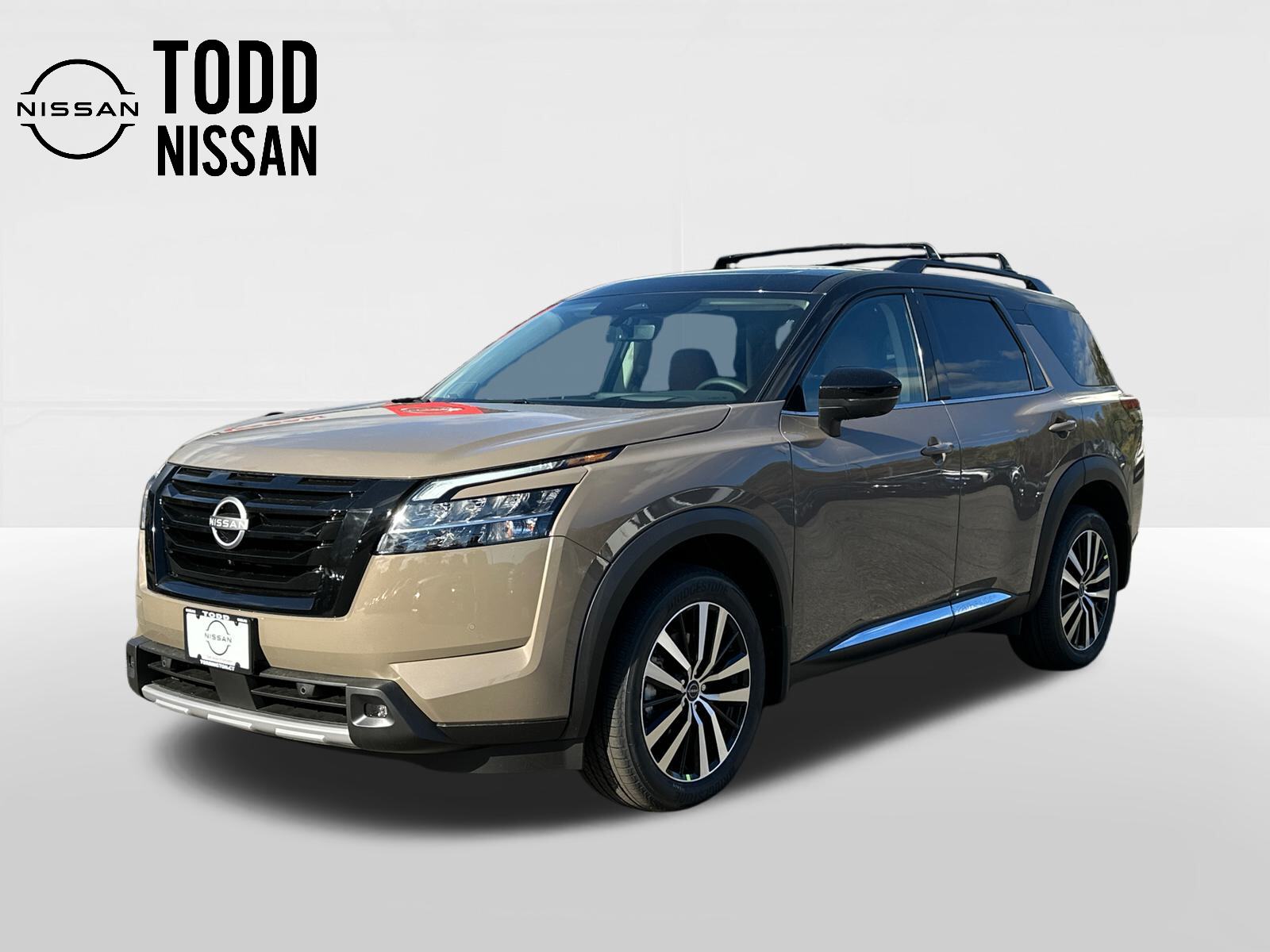 2024 Nissan Pathfinder Platinum 1