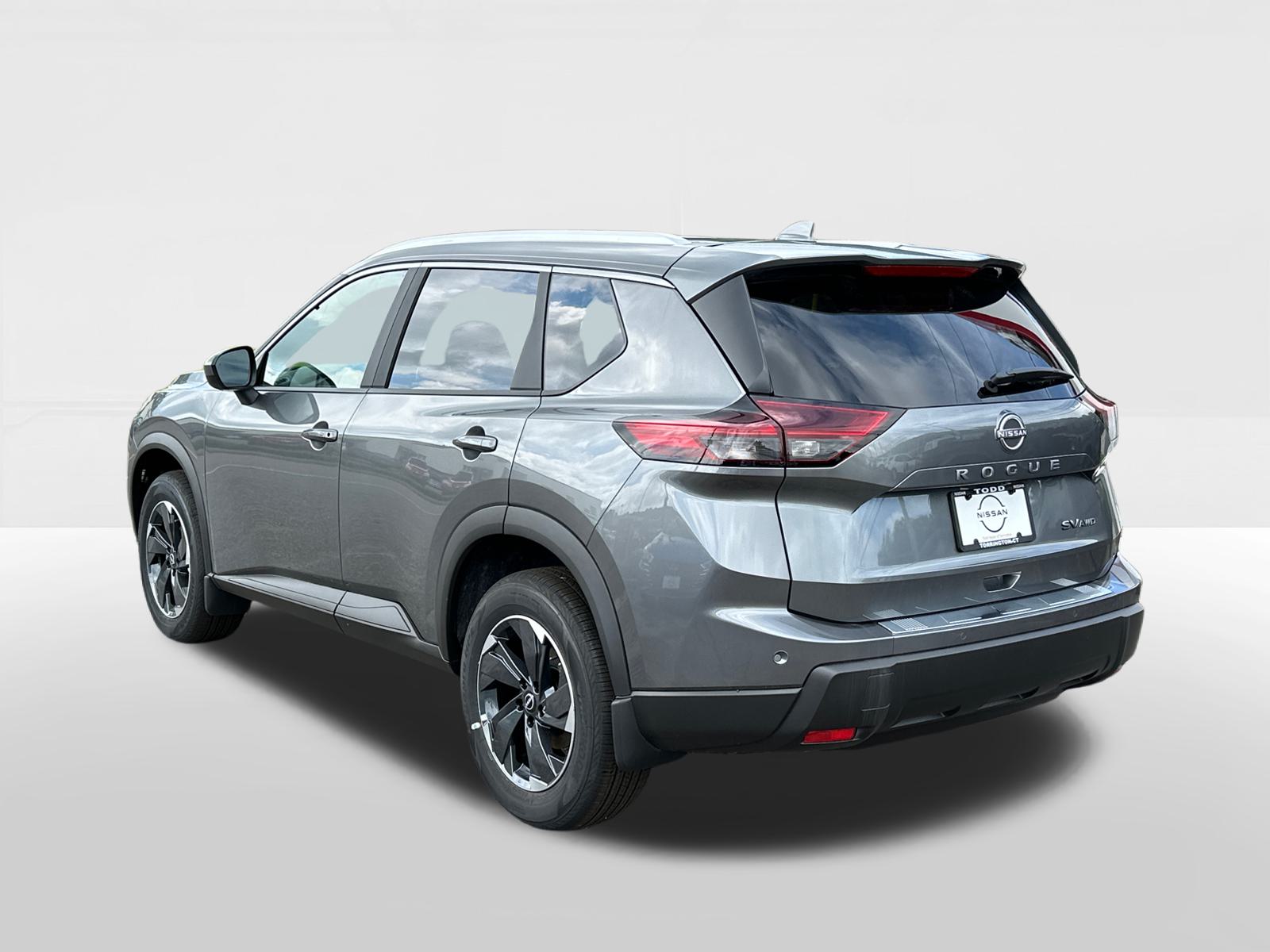 2024 Nissan Rogue SV 4