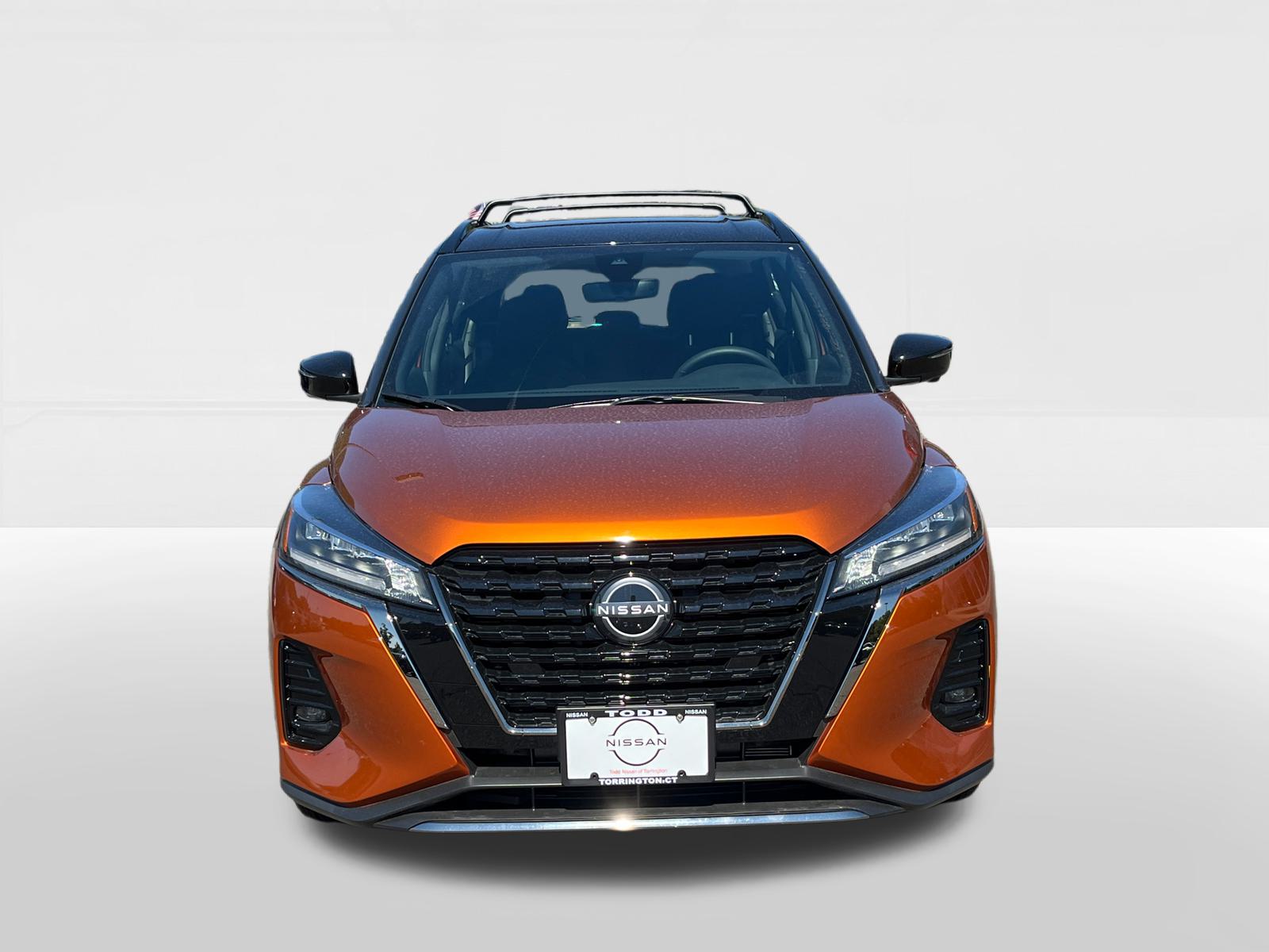 2024 Nissan Kicks SR 6