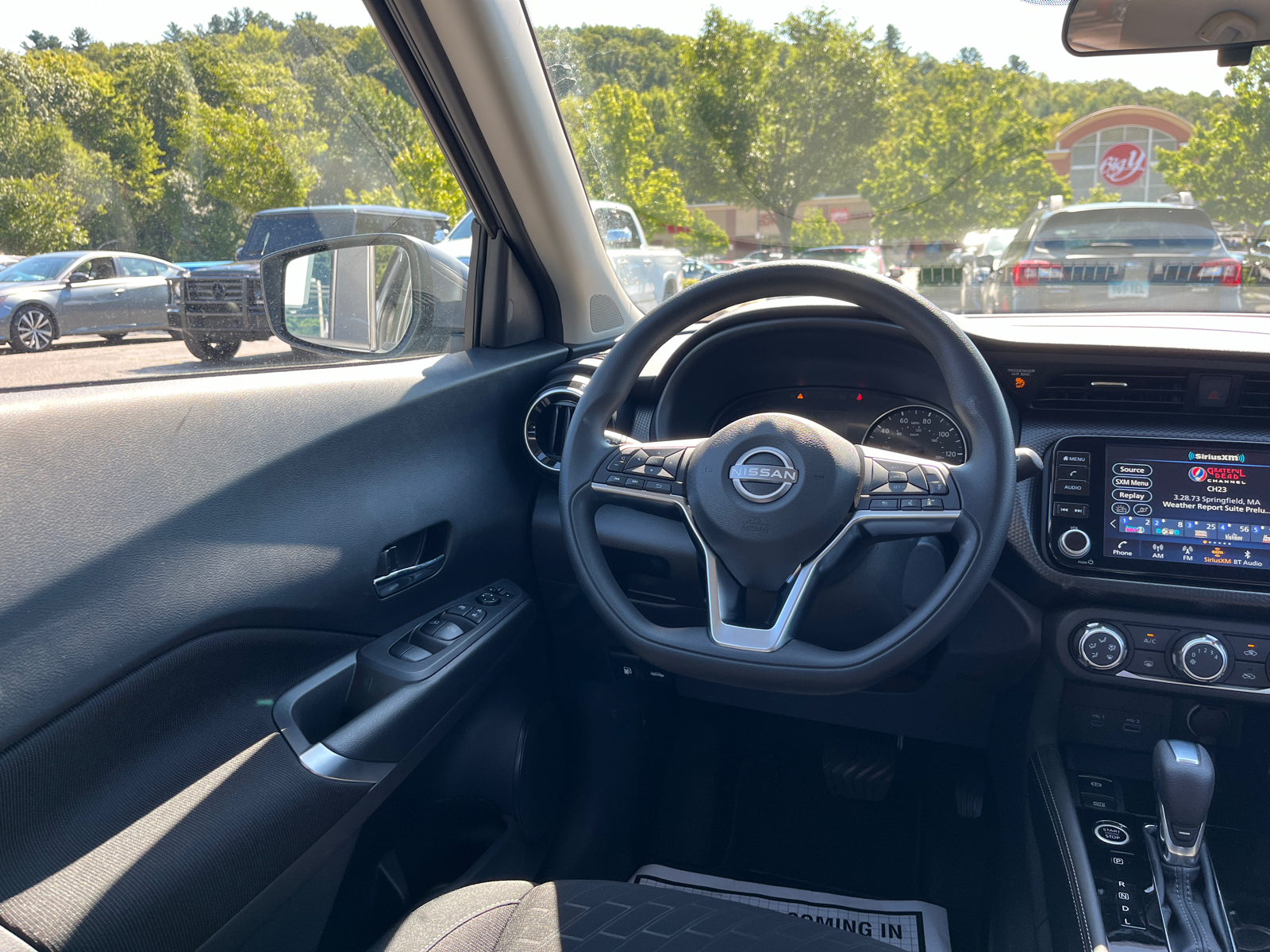 2024 Nissan Kicks SV 23