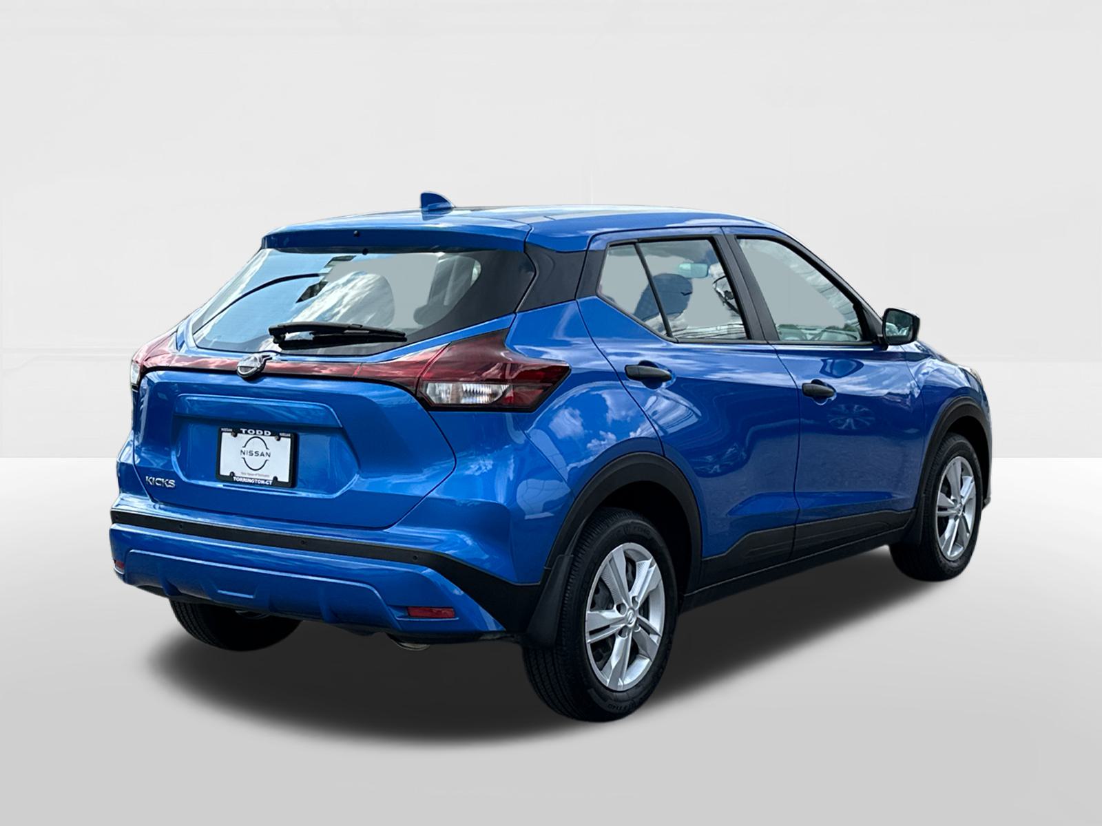 2024 Nissan Kicks S 6