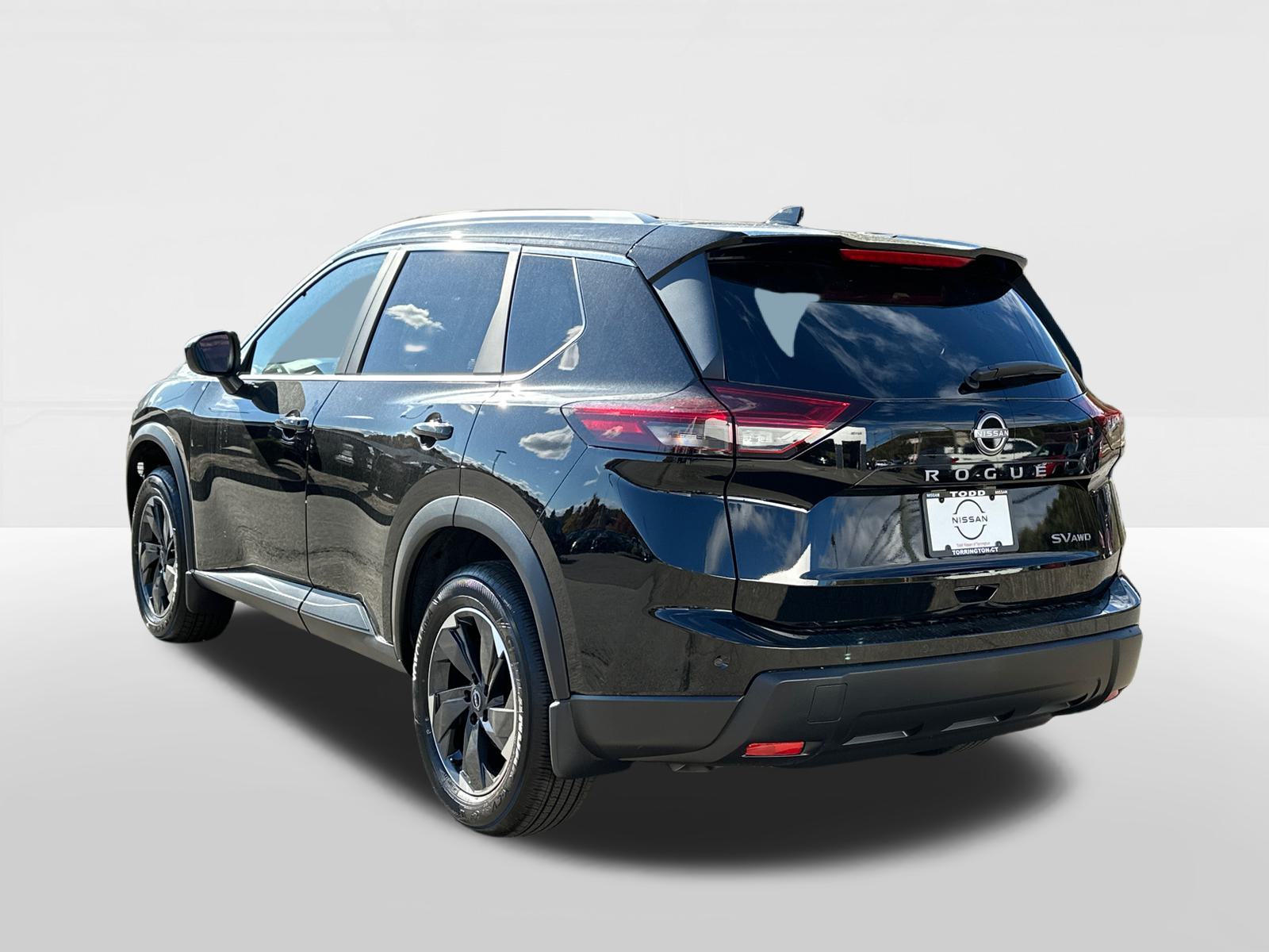 2024 Nissan Rogue SV 2