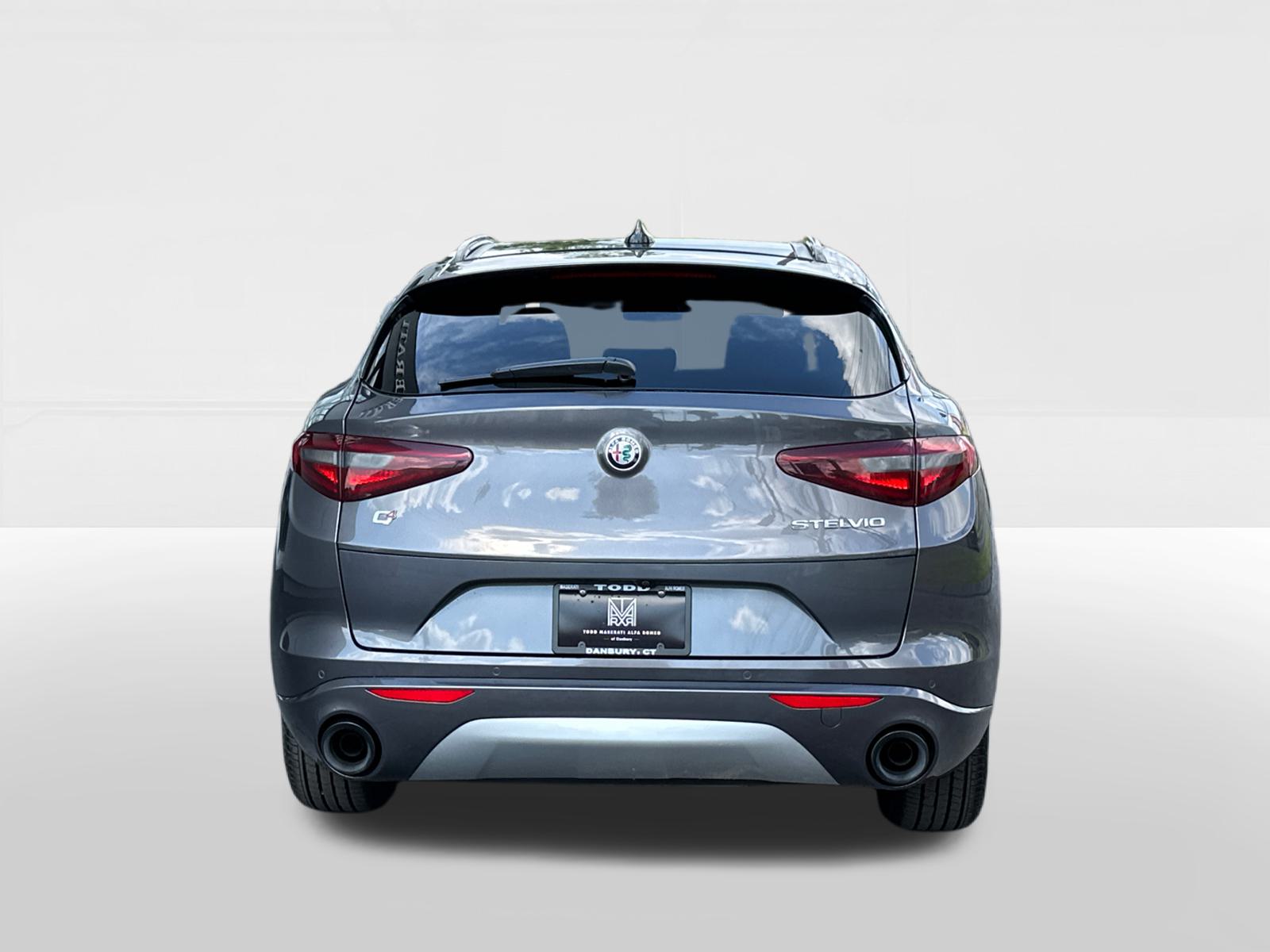 2022 Alfa Romeo Stelvio Ti CPO 5