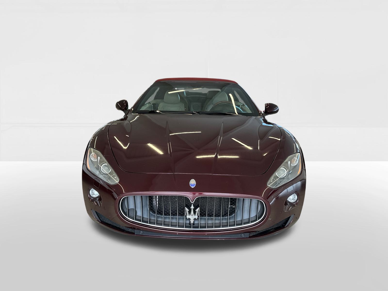 2011 Maserati GranTurismo Convertible 3