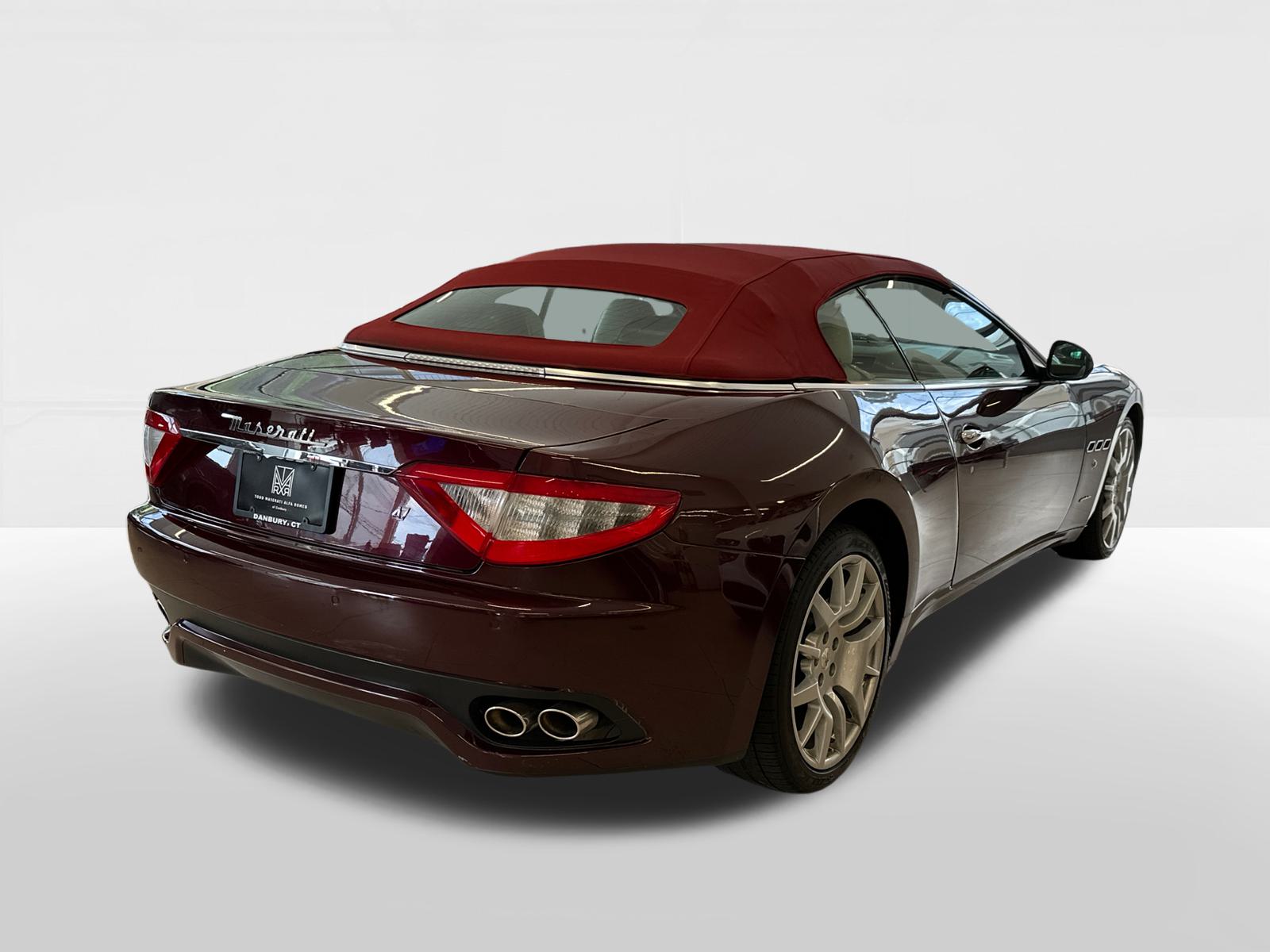 2011 Maserati GranTurismo Convertible 6