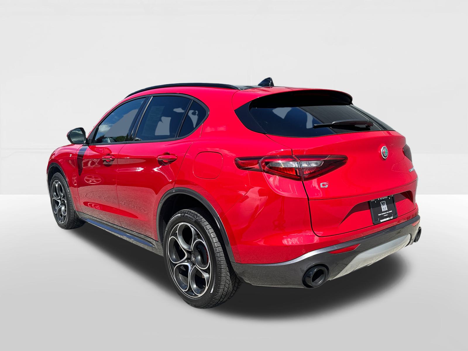 2022 Alfa Romeo Stelvio Ti CPO 6