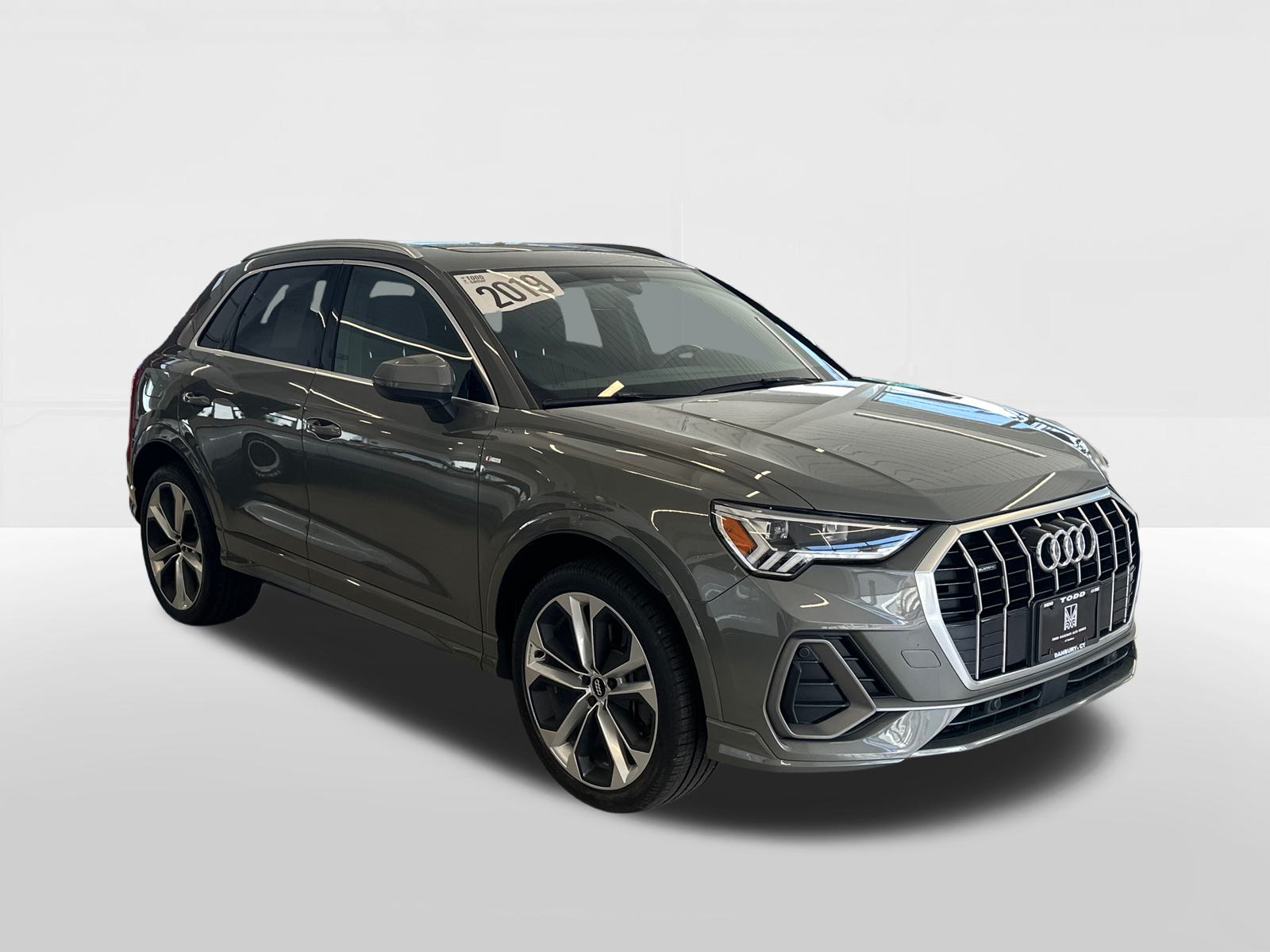 2019 Audi Q3 2.0T Premium Plus 3