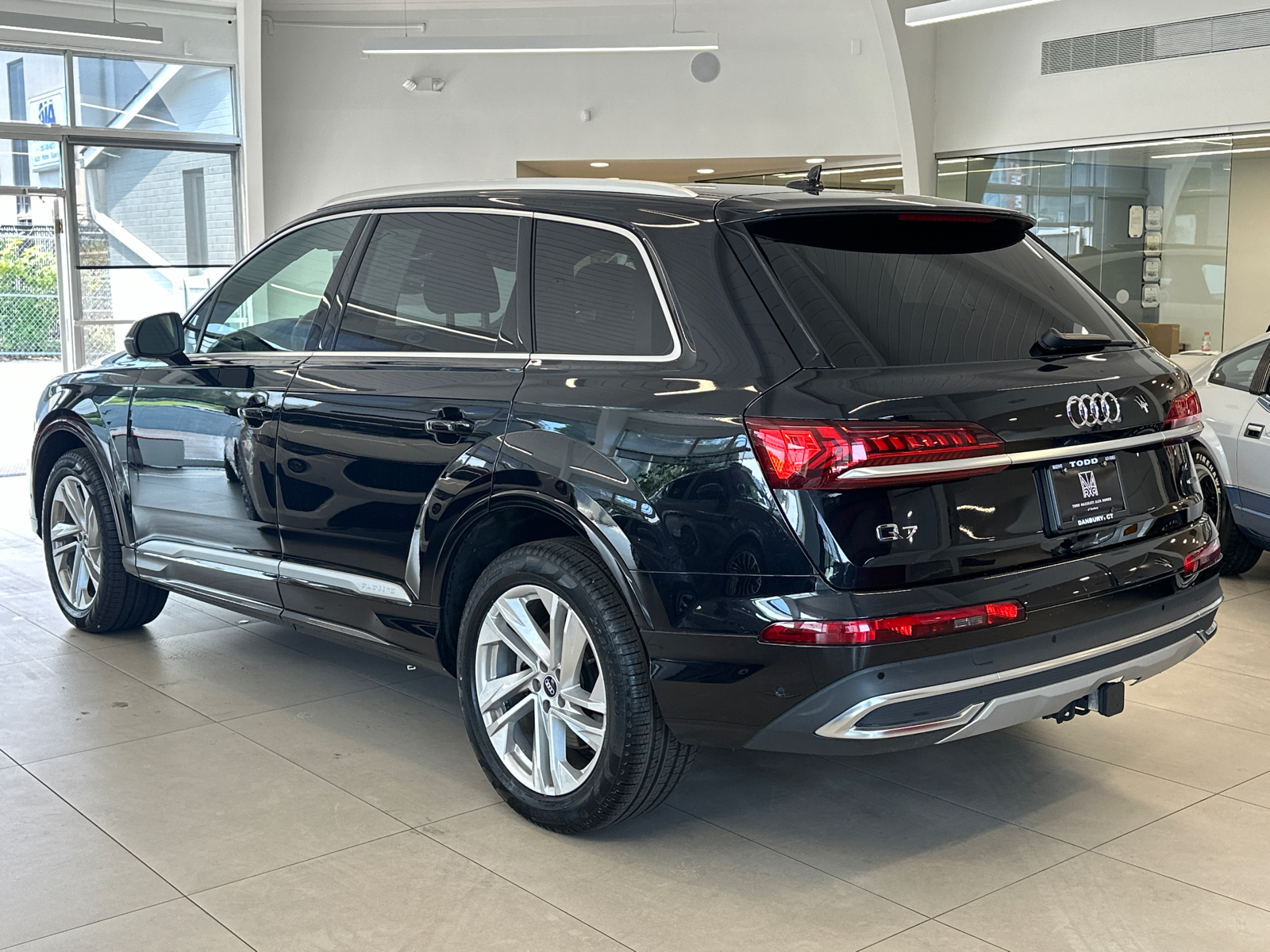 2021 Audi Q7 45 Premium Plus 8