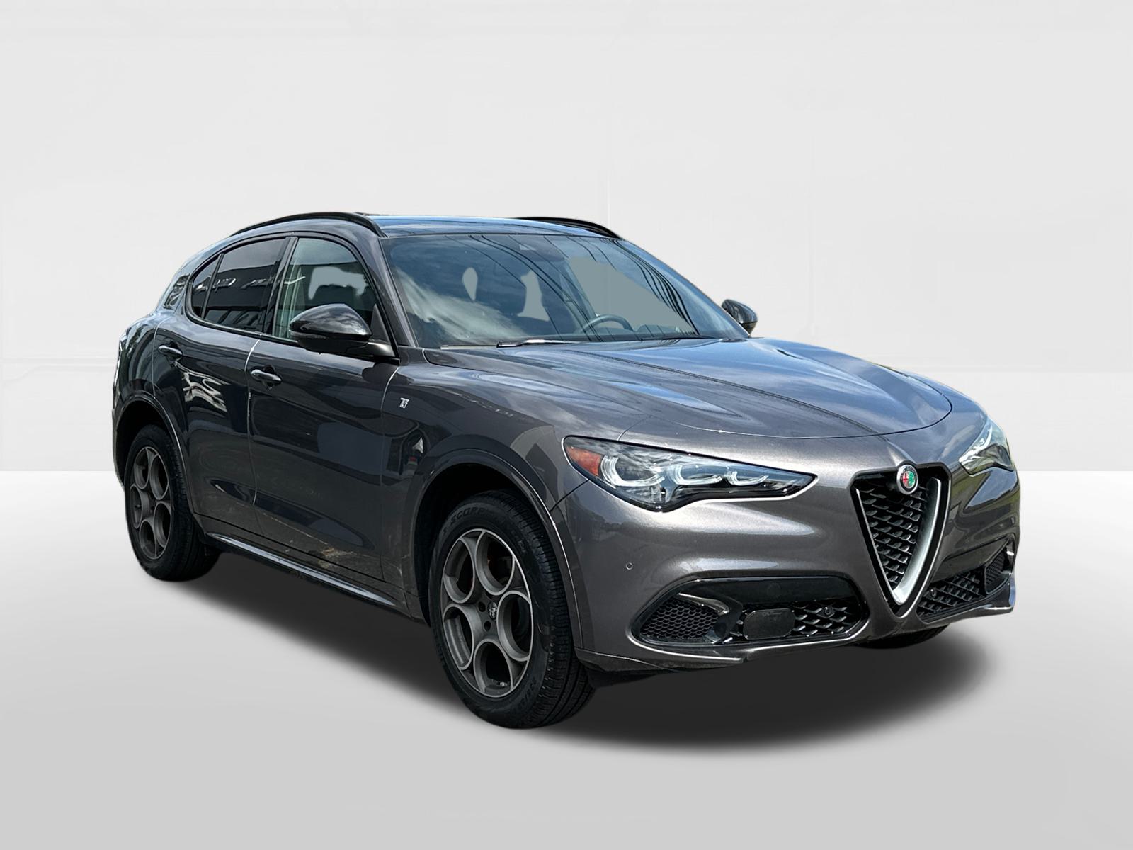 2024 Alfa Romeo Stelvio Ti 2