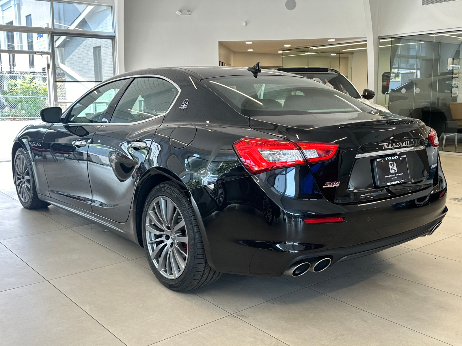 2018 Maserati Ghibli S Q4 8