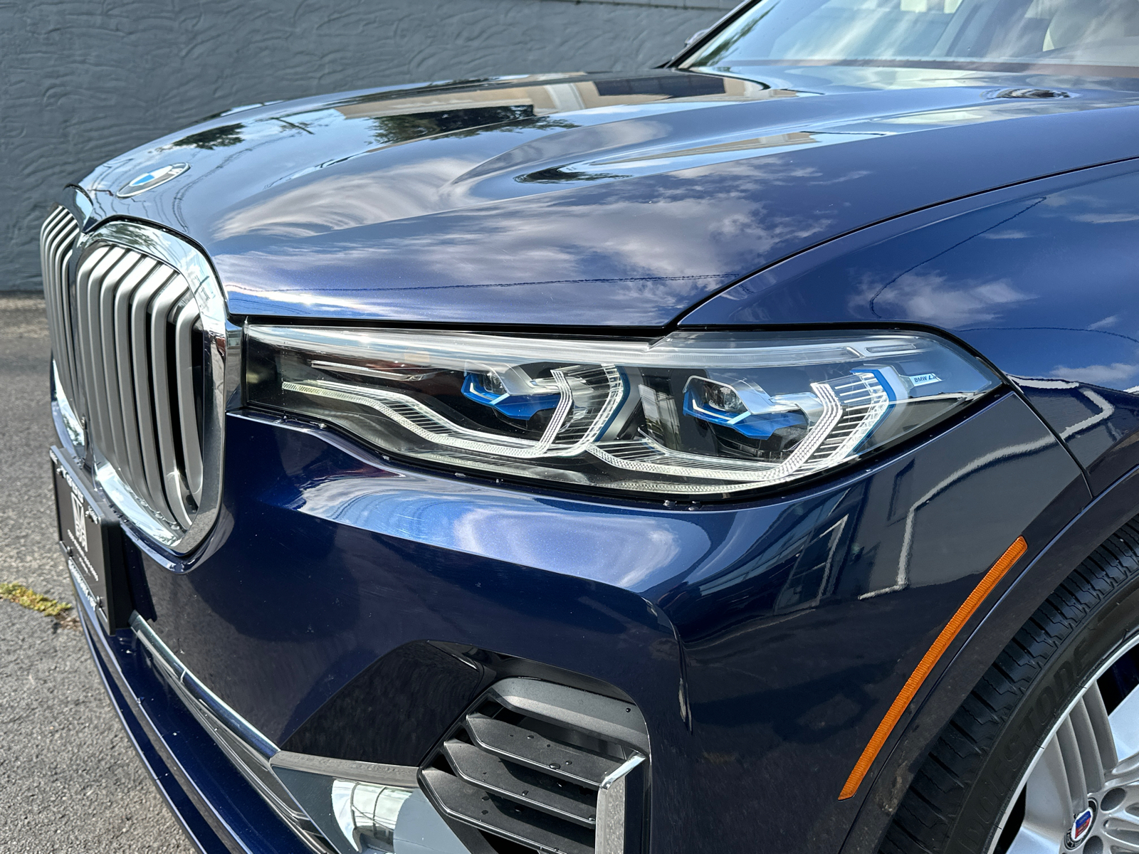 2021 BMW X7 ALPINA XB7 7