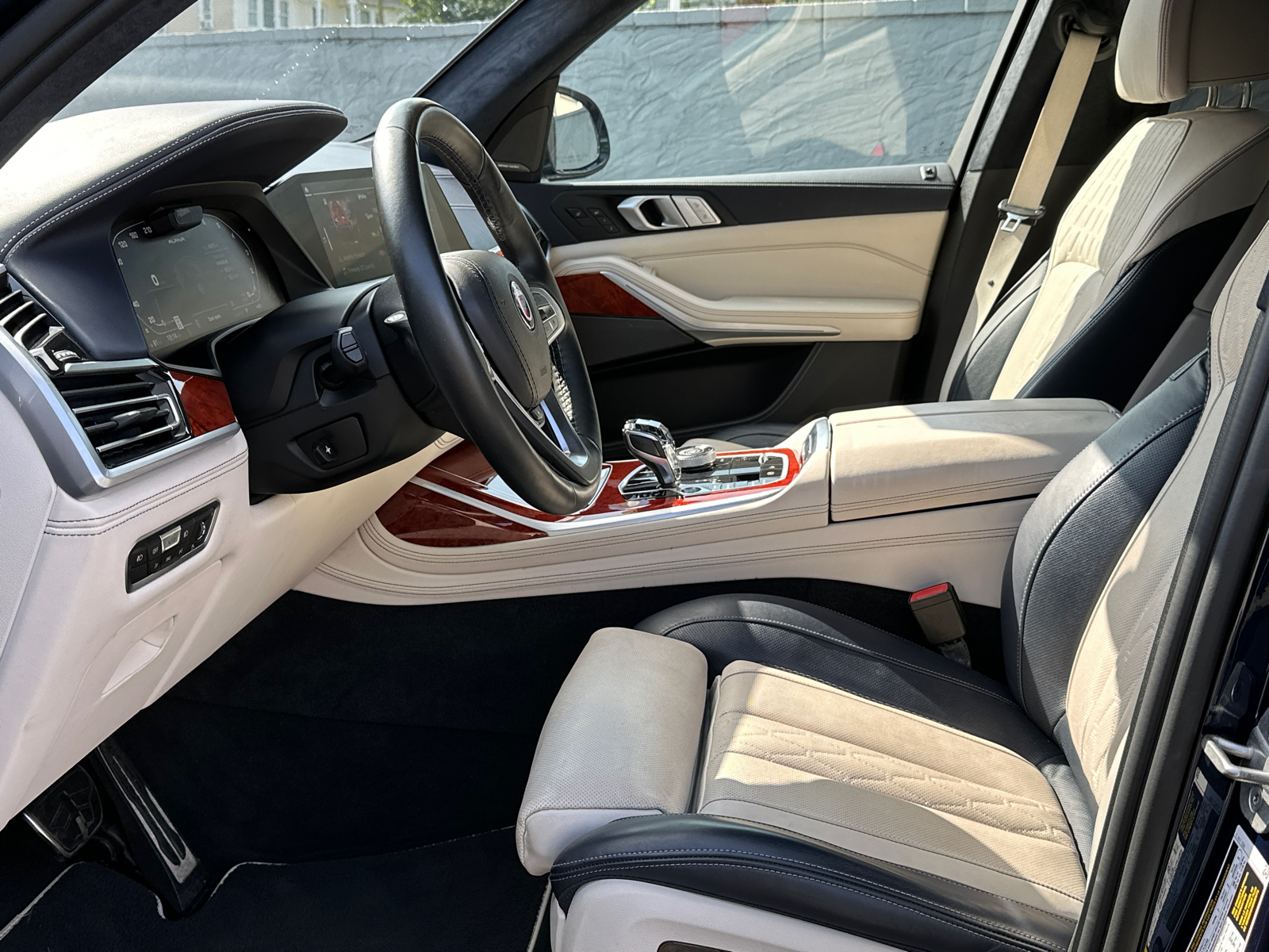 2021 BMW X7 ALPINA XB7 10