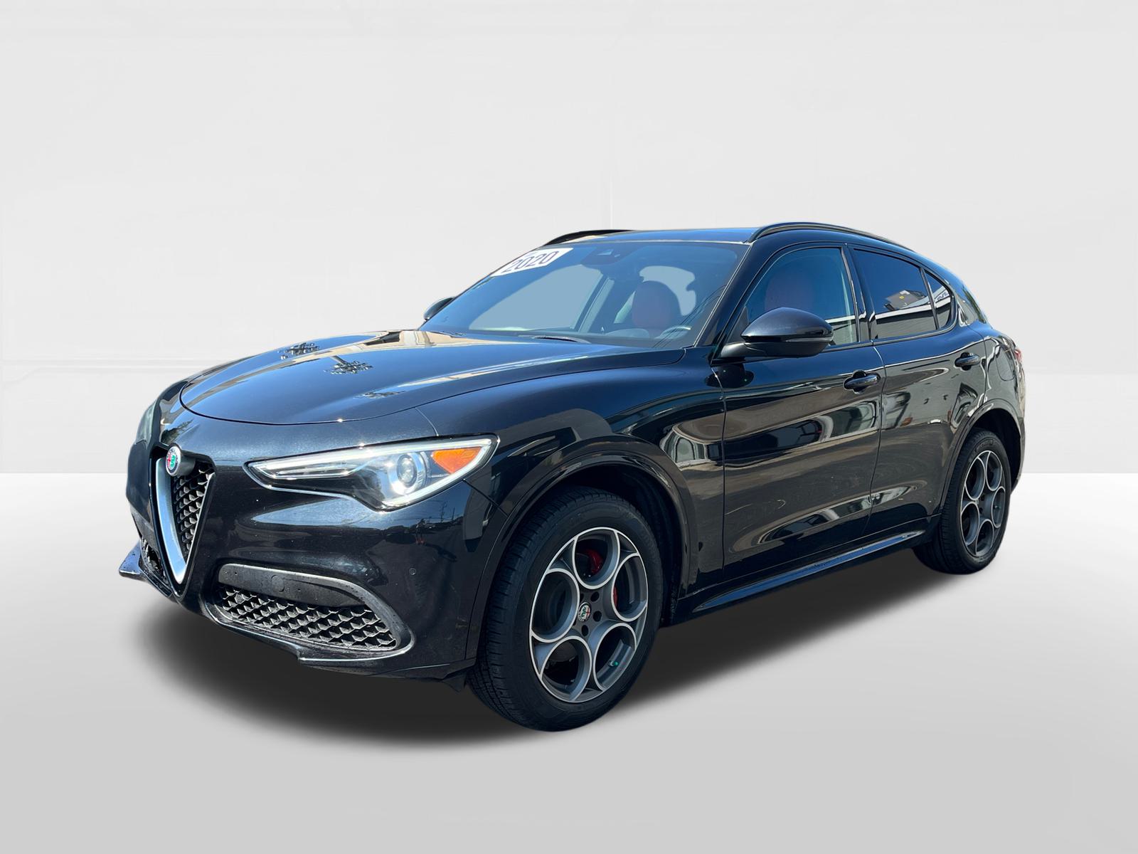 2020 Alfa Romeo Stelvio Base 1