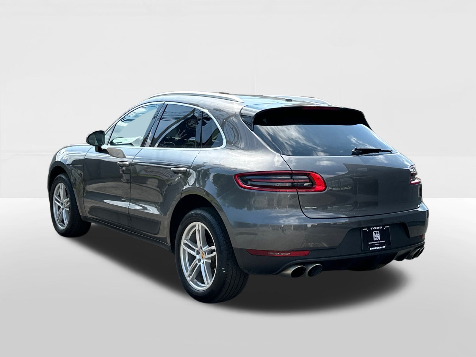 2017 Porsche Macan S 4