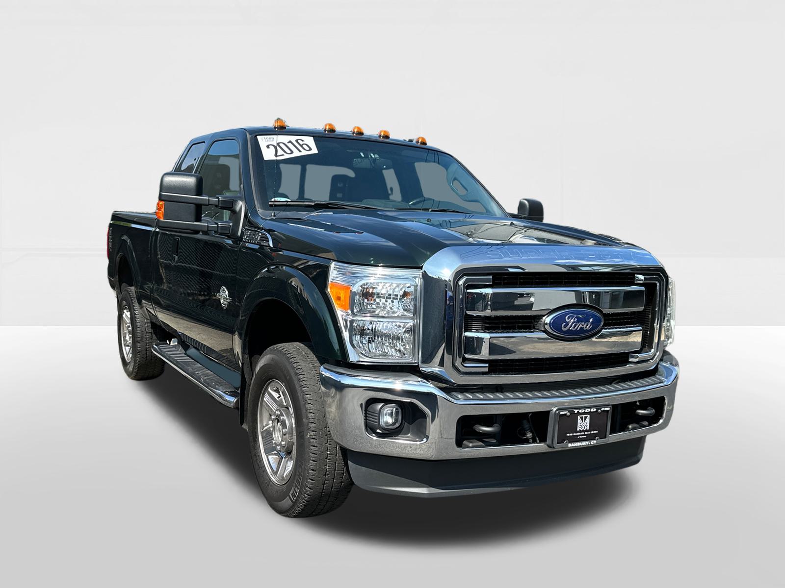 2016 Ford F-350SD Lariat 2