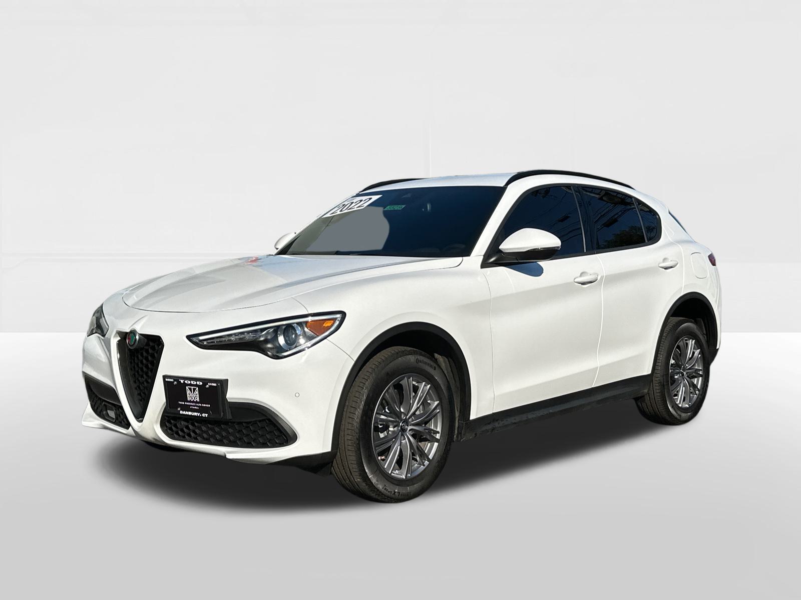 2022 Alfa Romeo Stelvio Sprint 1