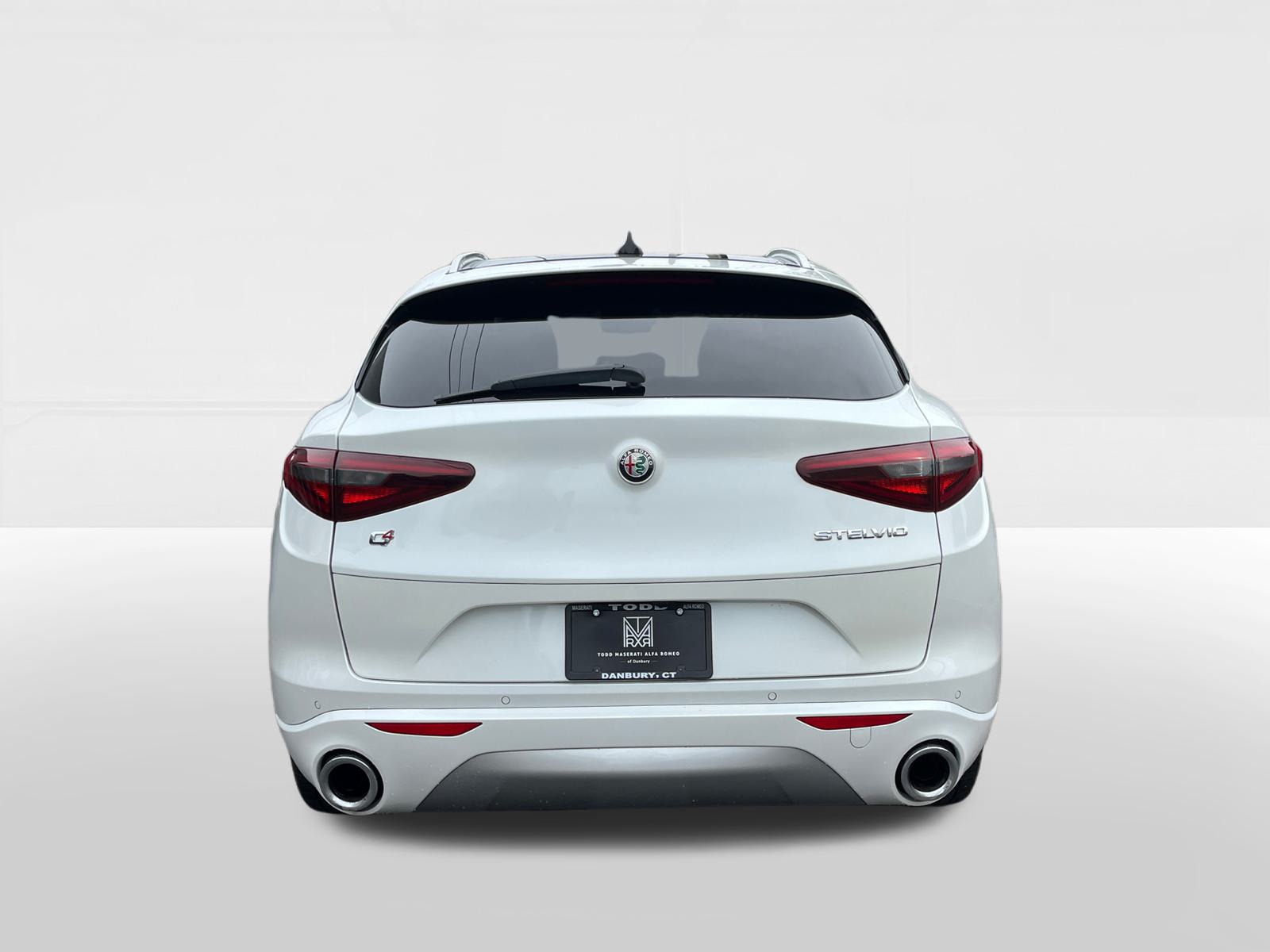 2021 Alfa Romeo Stelvio Ti 5