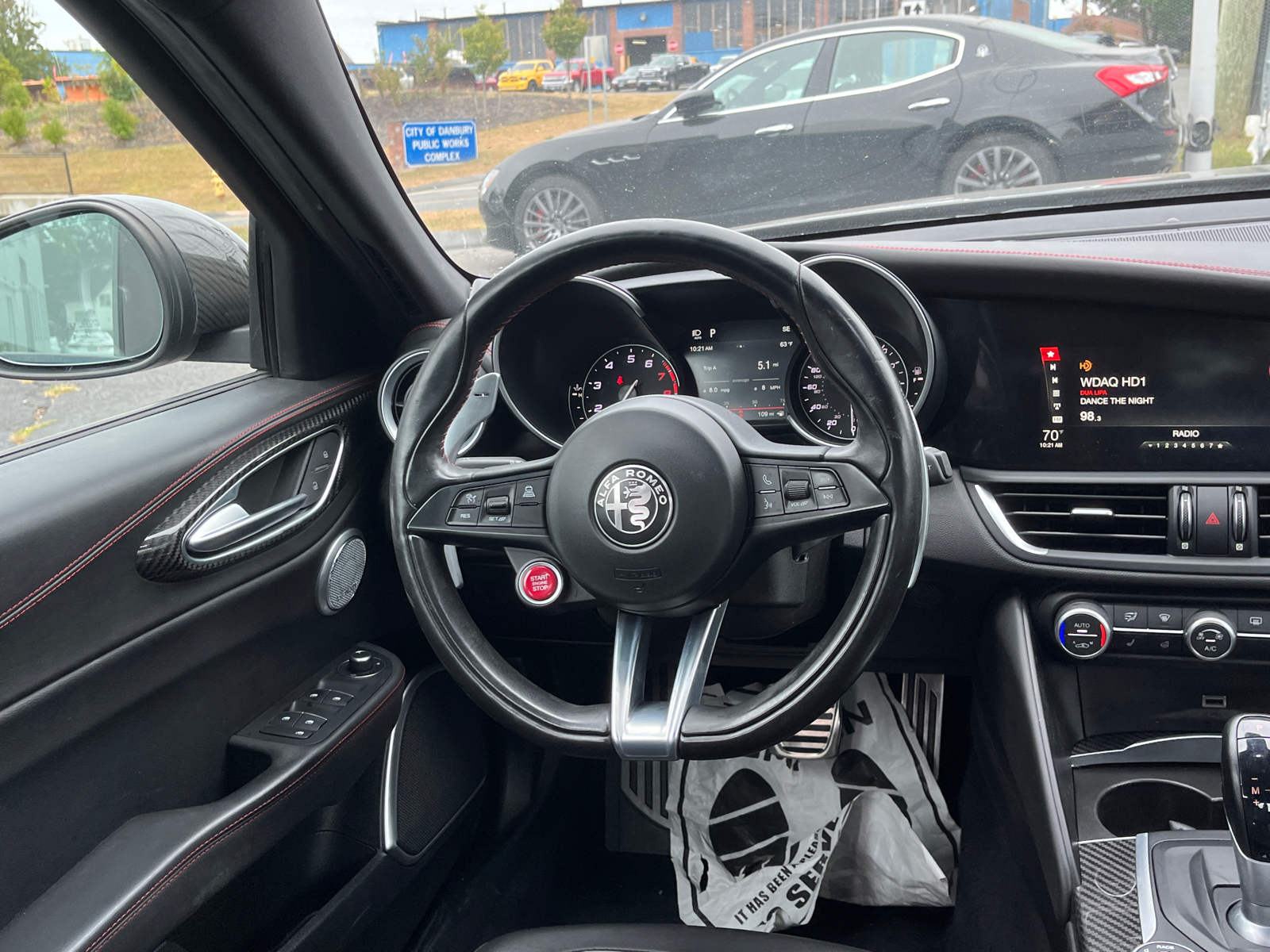 2019 Alfa Romeo Giulia Quadrifoglio 21