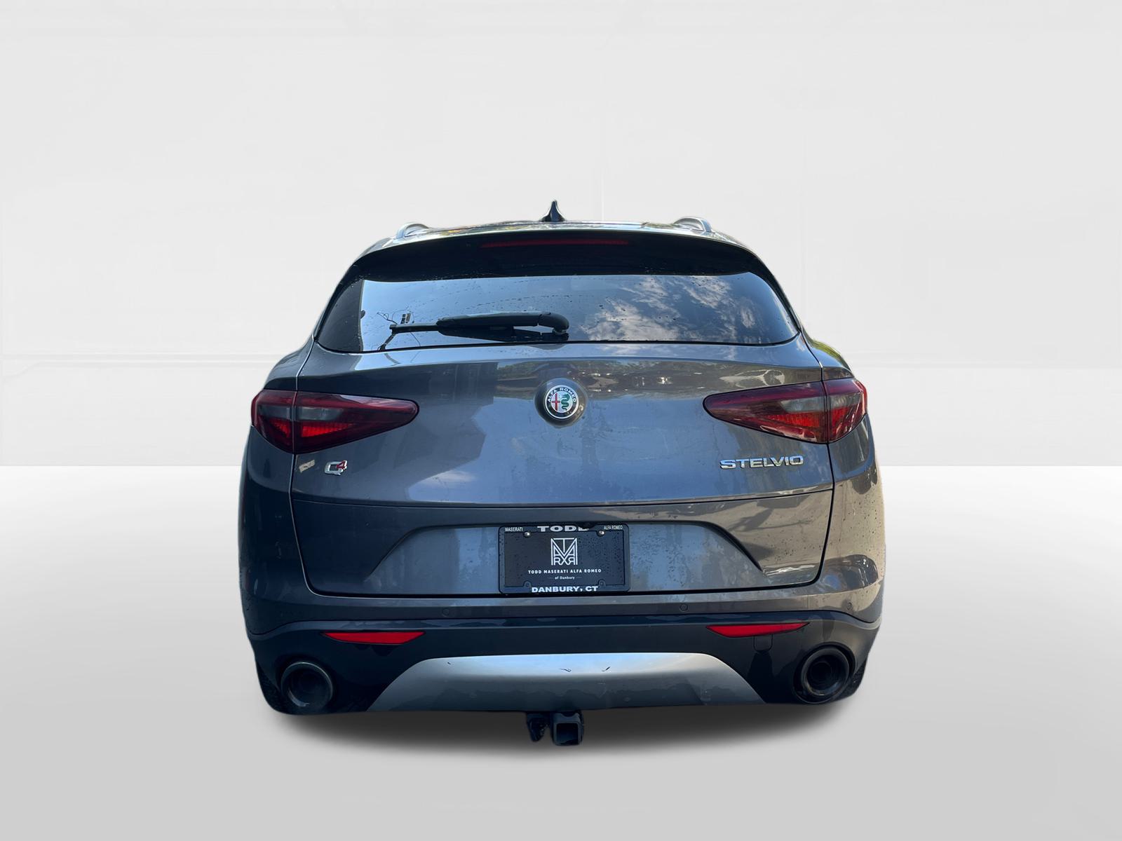 2018 Alfa Romeo Stelvio Ti 5