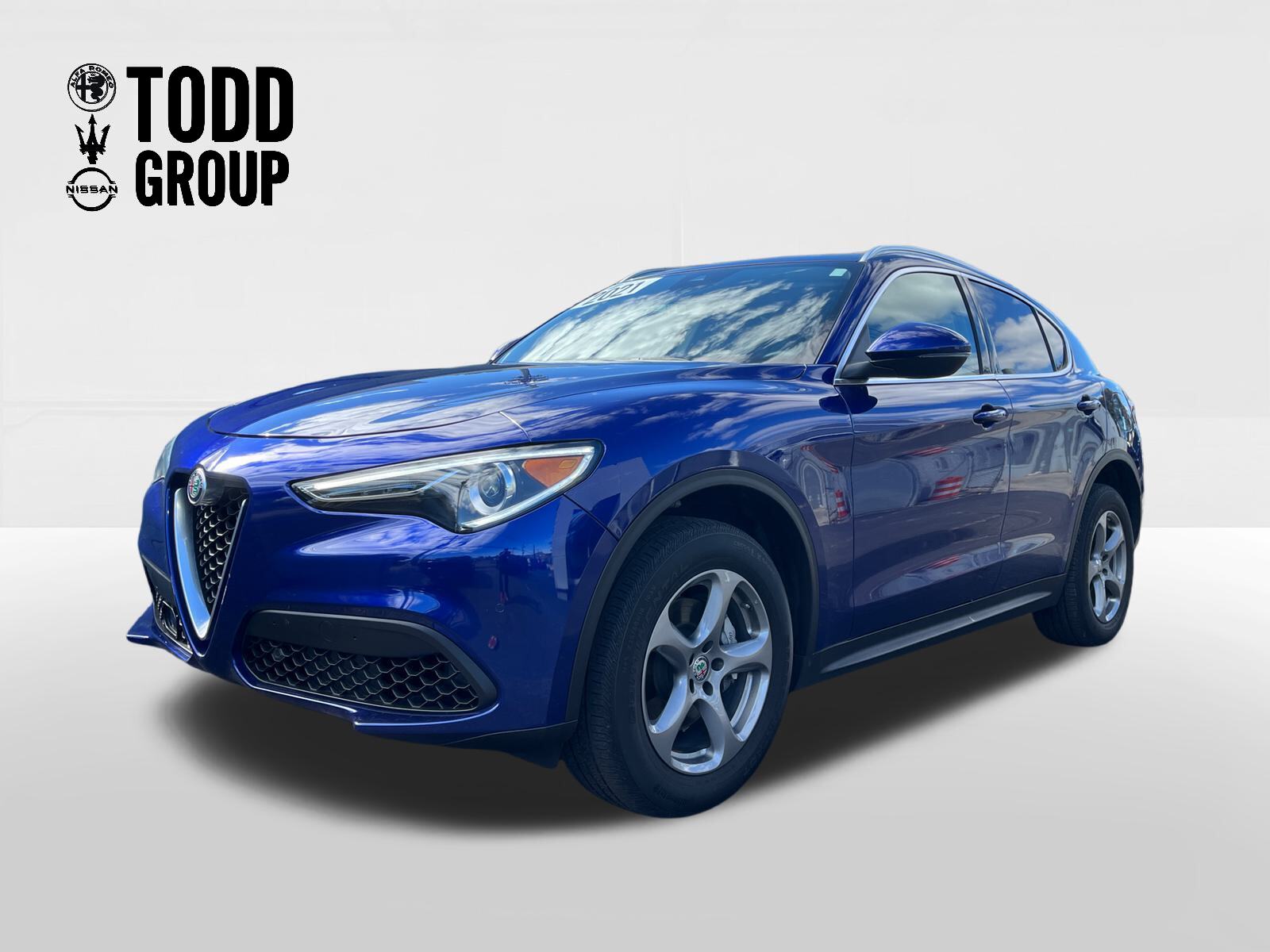 2021 Alfa Romeo Stelvio  1