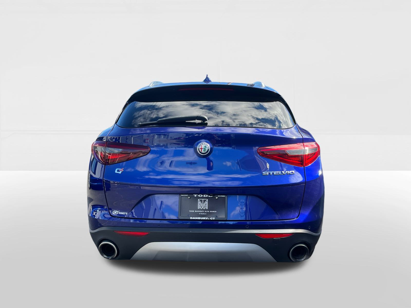 2021 Alfa Romeo Stelvio  5