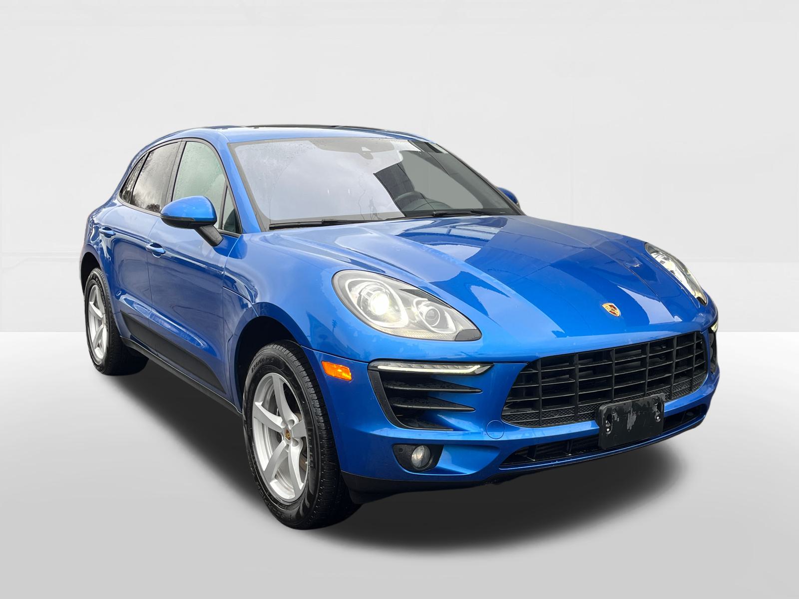 2018 Porsche Macan Base 2