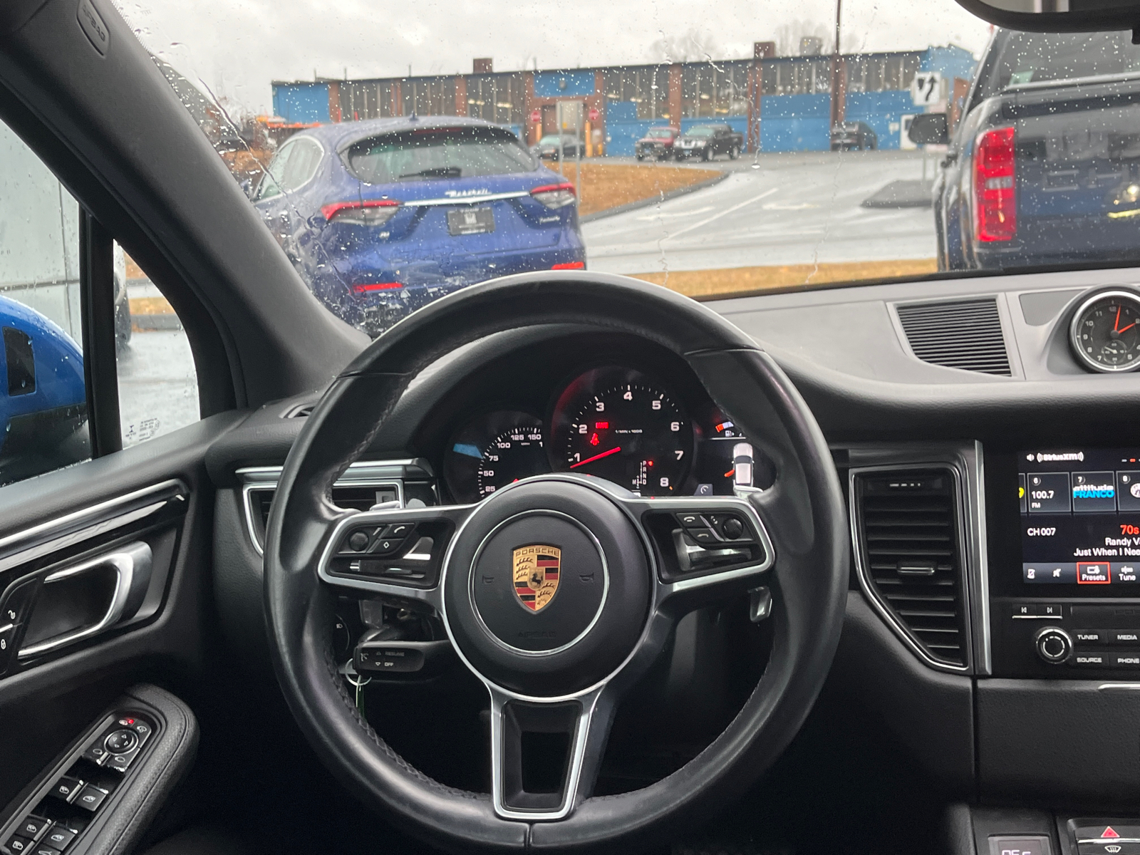 2018 Porsche Macan Base 21