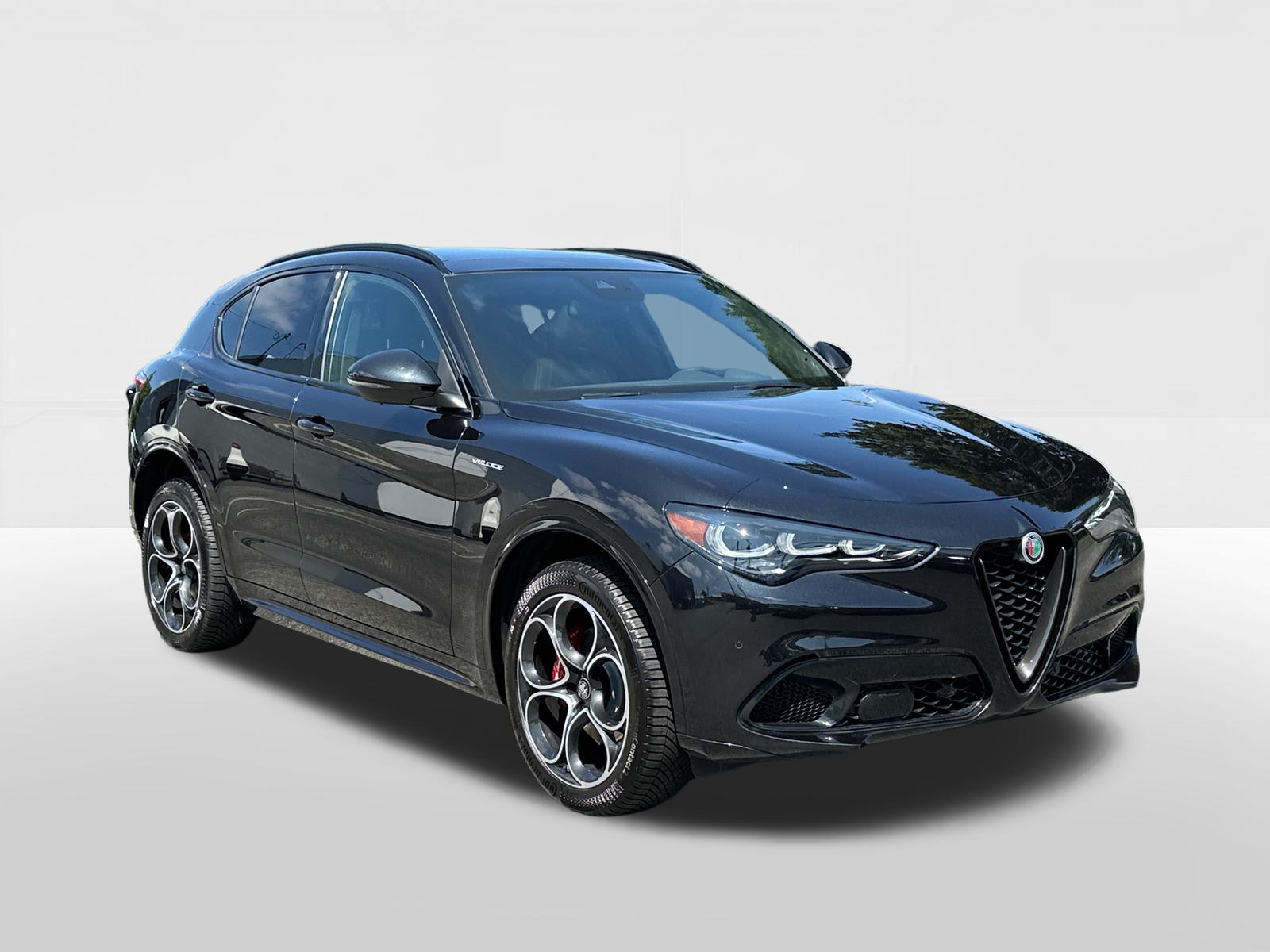 2024 Alfa Romeo Stelvio Veloce 2